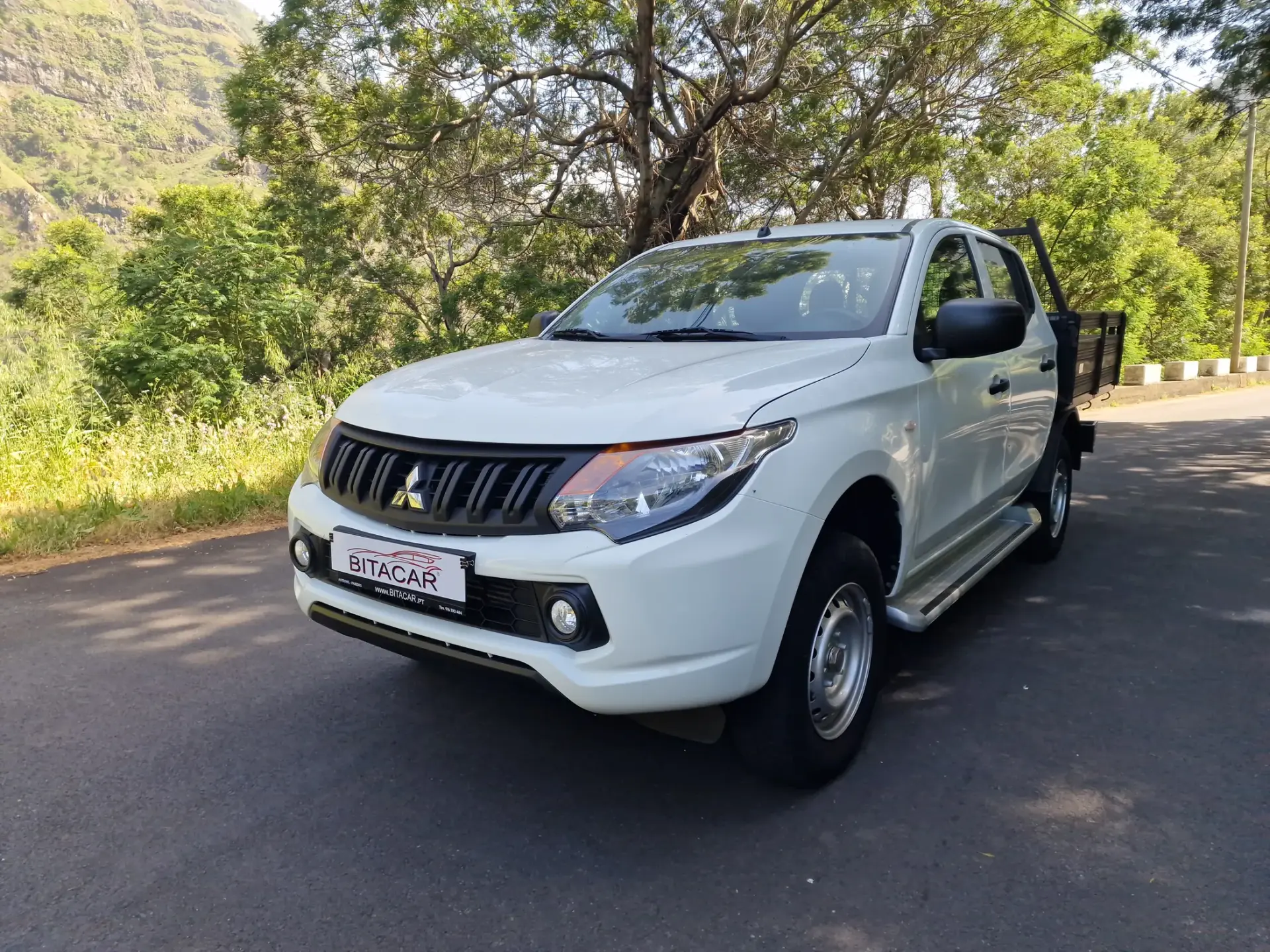 Mitsubishi L200 2.3 DI-D CD Invite 2WD 13