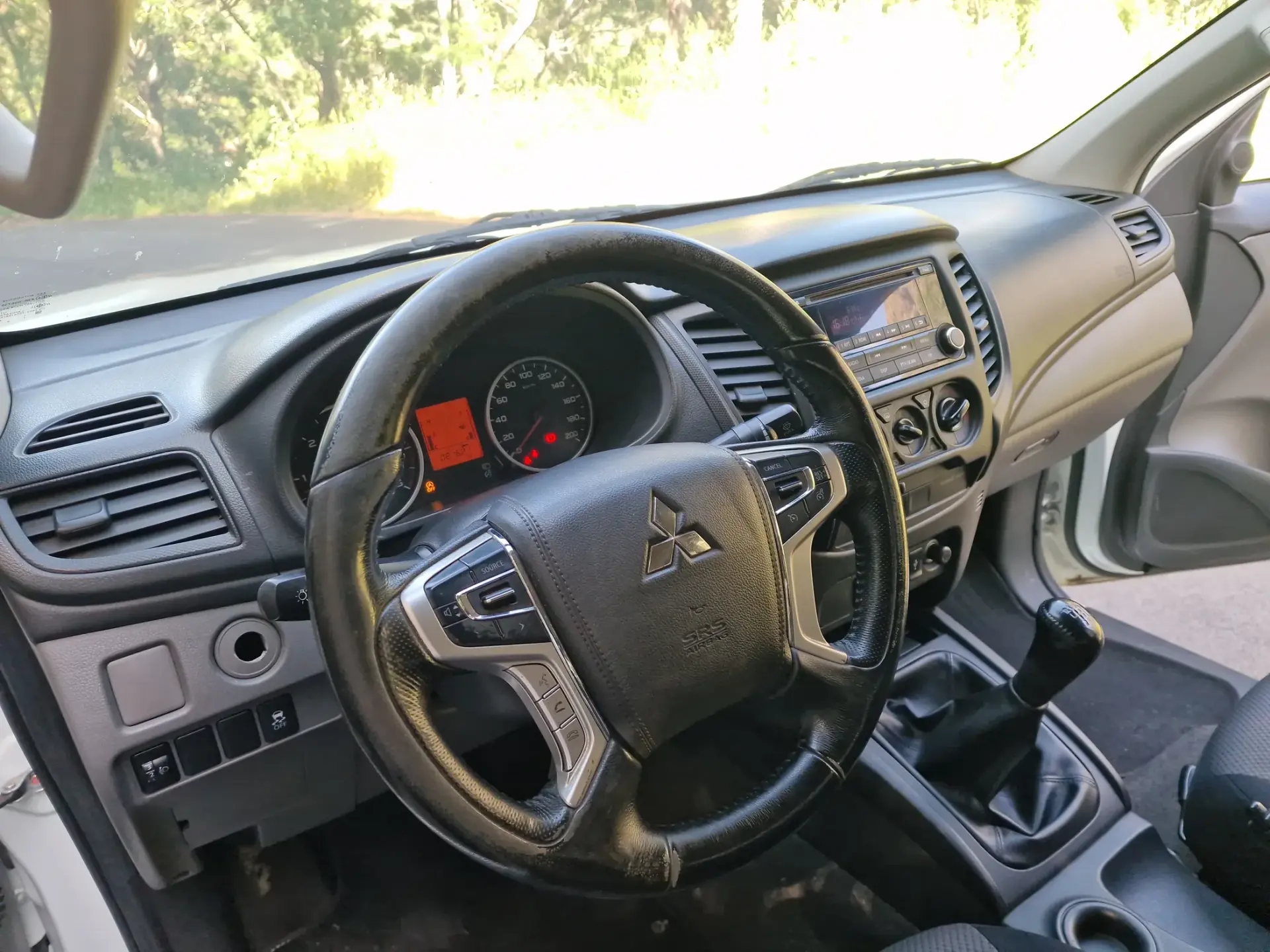 Mitsubishi L200 2.3 DI-D CD Invite 2WD 51