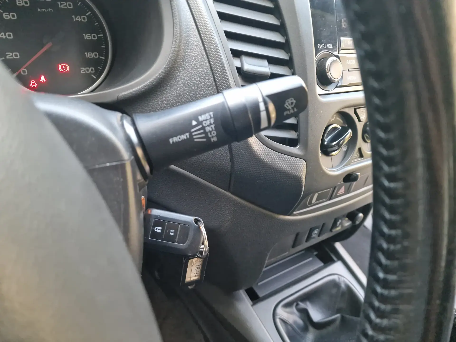 Mitsubishi L200 2.3 DI-D CD Invite 2WD 57