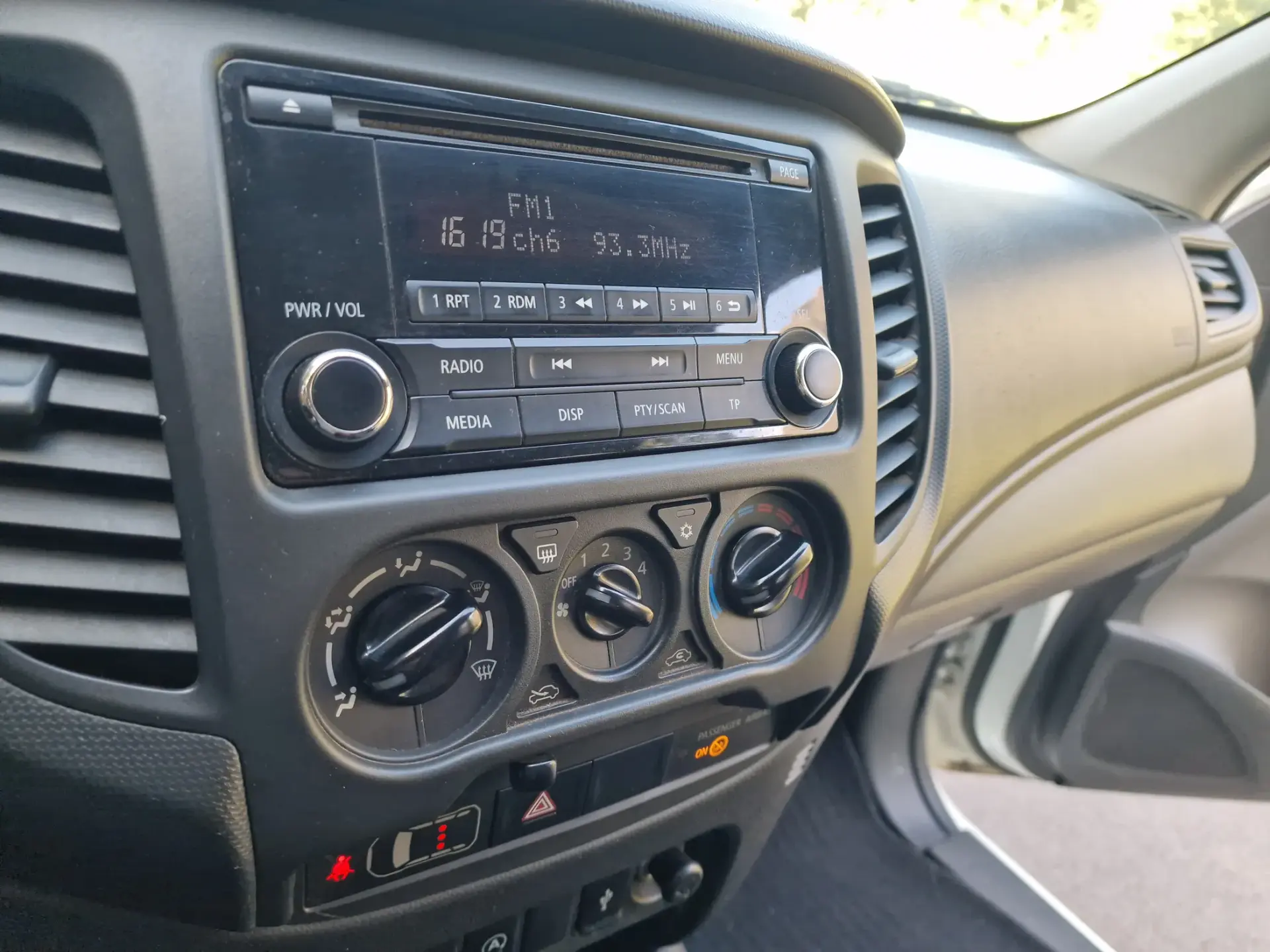 Mitsubishi L200 2.3 DI-D CD Invite 2WD 63