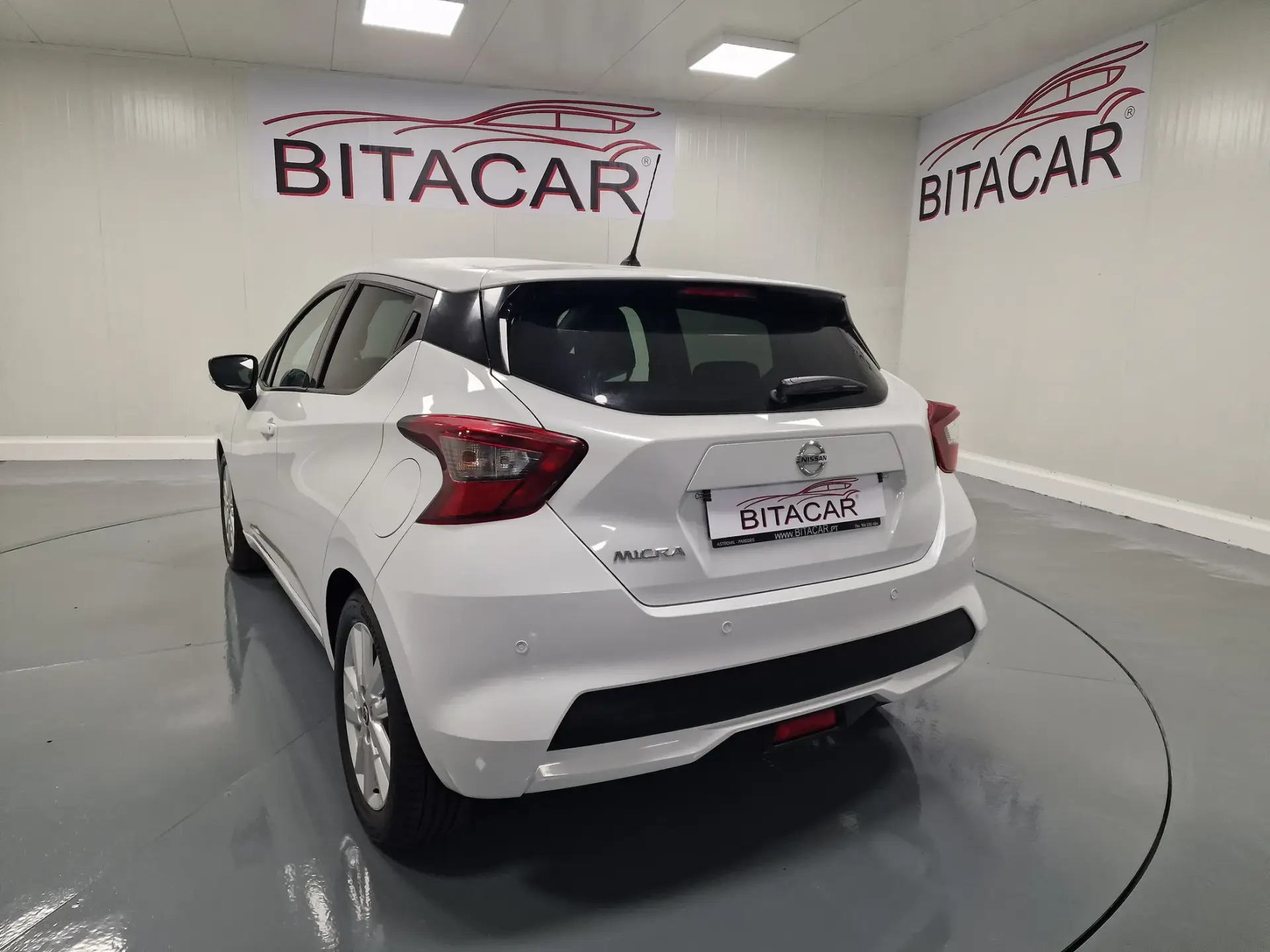 Nissan Micra 1.0 IG-T N-Connecta 12