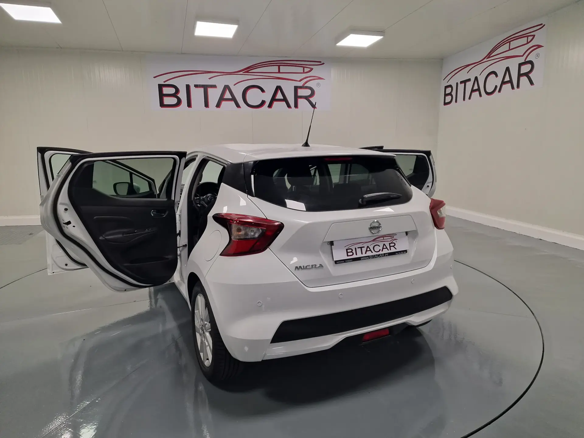 Nissan Micra 1.0 IG-T N-Connecta 28