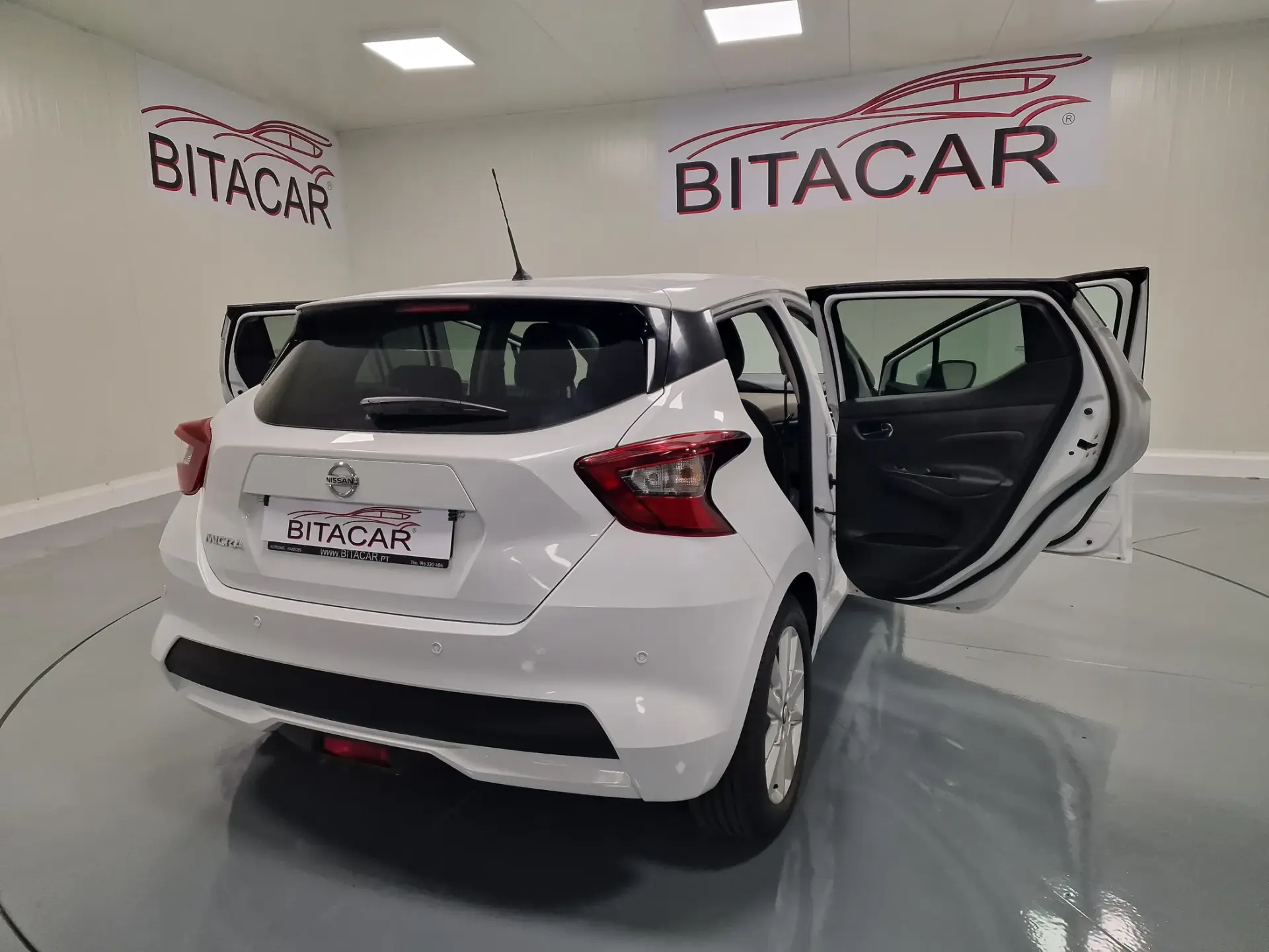 Nissan Micra 1.0 IG-T N-Connecta 35