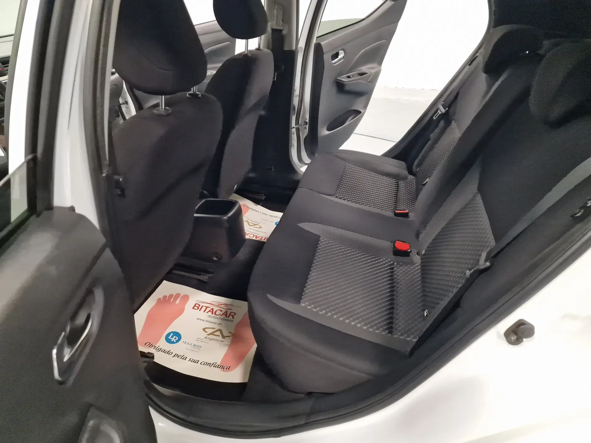 Nissan Micra 1.0 IG-T N-Connecta 42