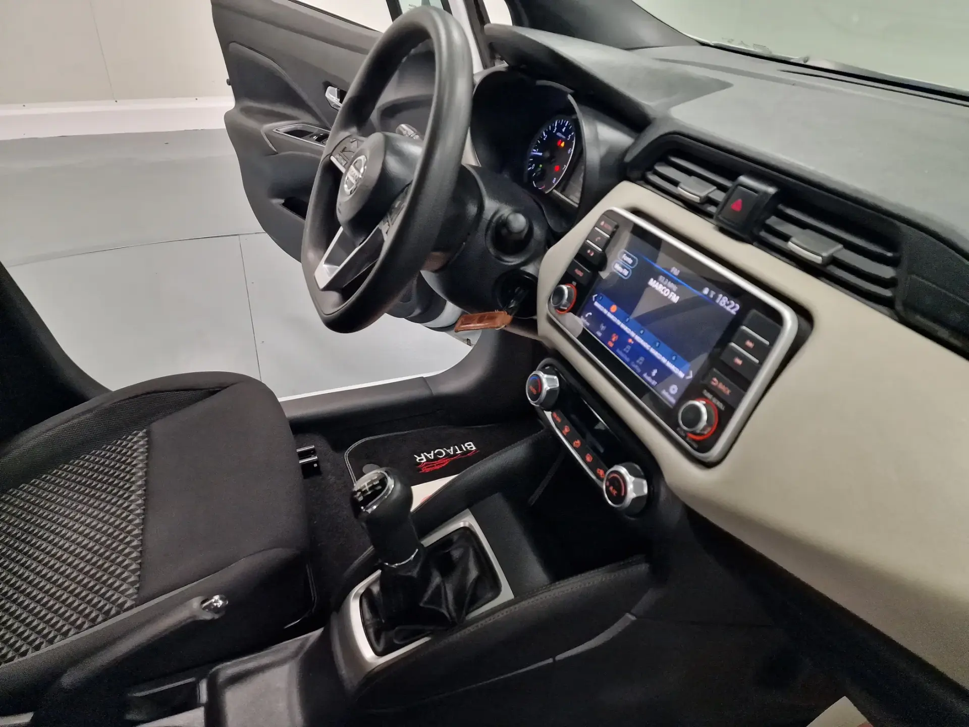Nissan Micra 1.0 IG-T N-Connecta 58