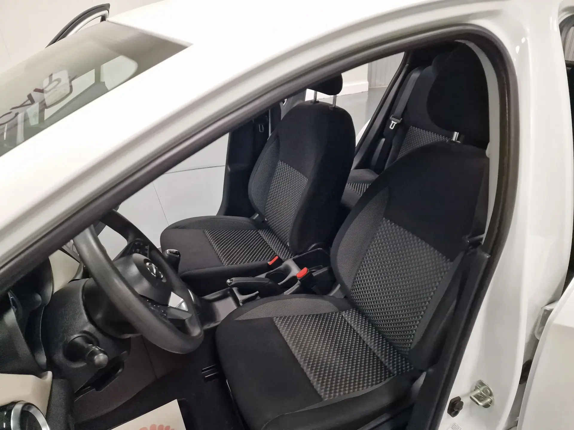 Nissan Micra 1.0 IG-T N-Connecta 59