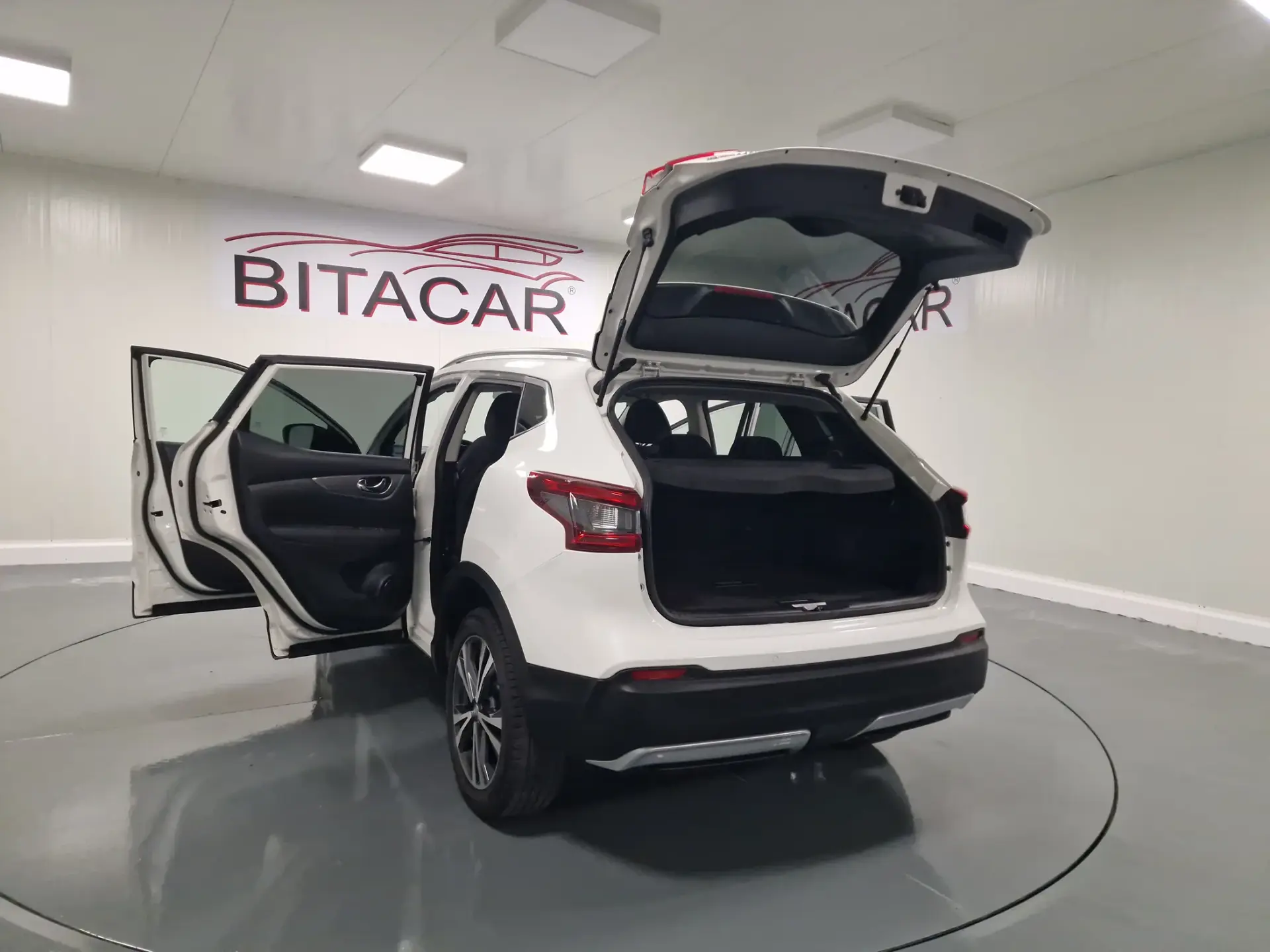 Nissan Qashqai 1.5 dCi N-Connecta 41