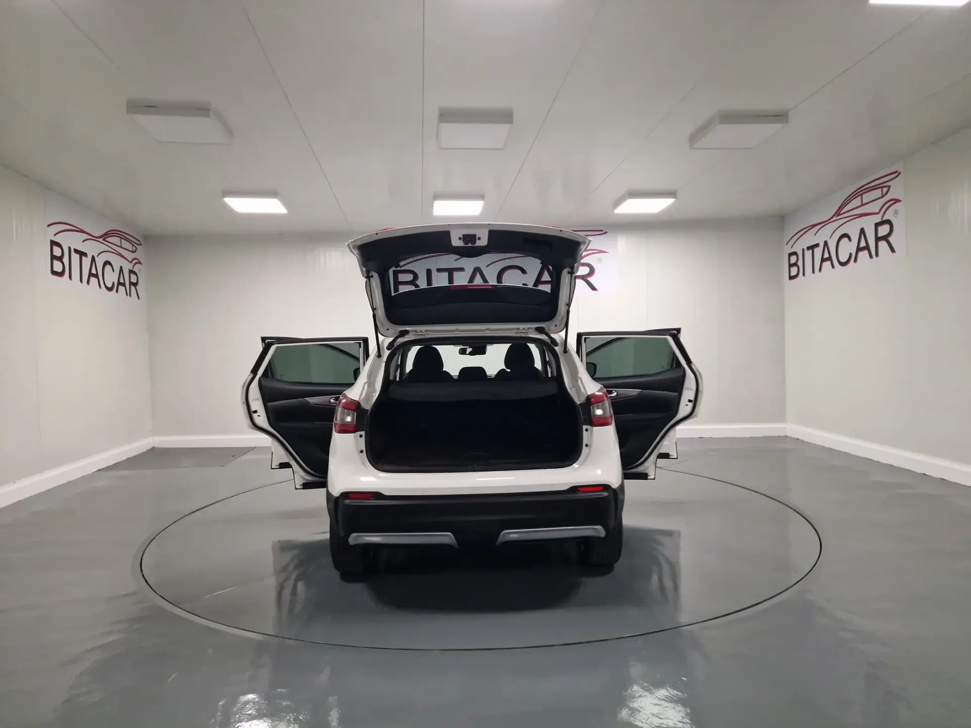 Nissan Qashqai 1.5 dCi N-Connecta 42