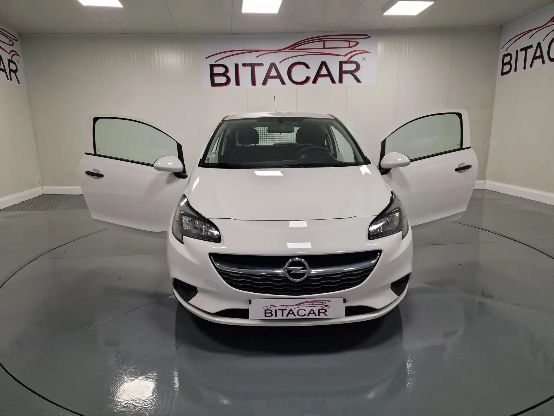 Opel Corsa 1.3 CDTI VAN IVA DEDUTIVEL 2