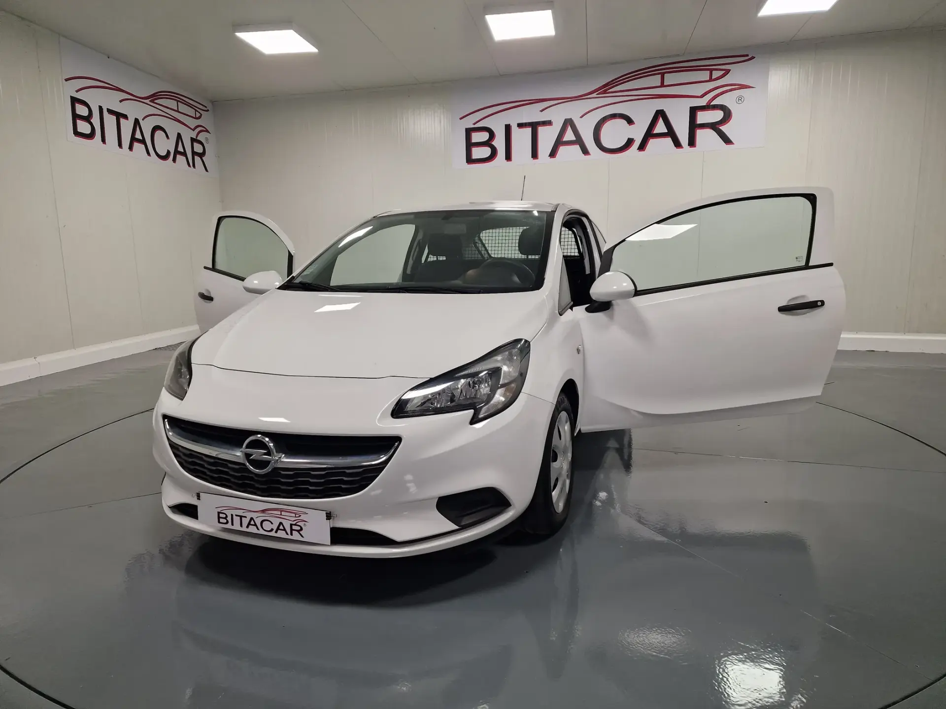 Opel Corsa 1.3 CDTI VAN IVA DEDUTIVEL 3