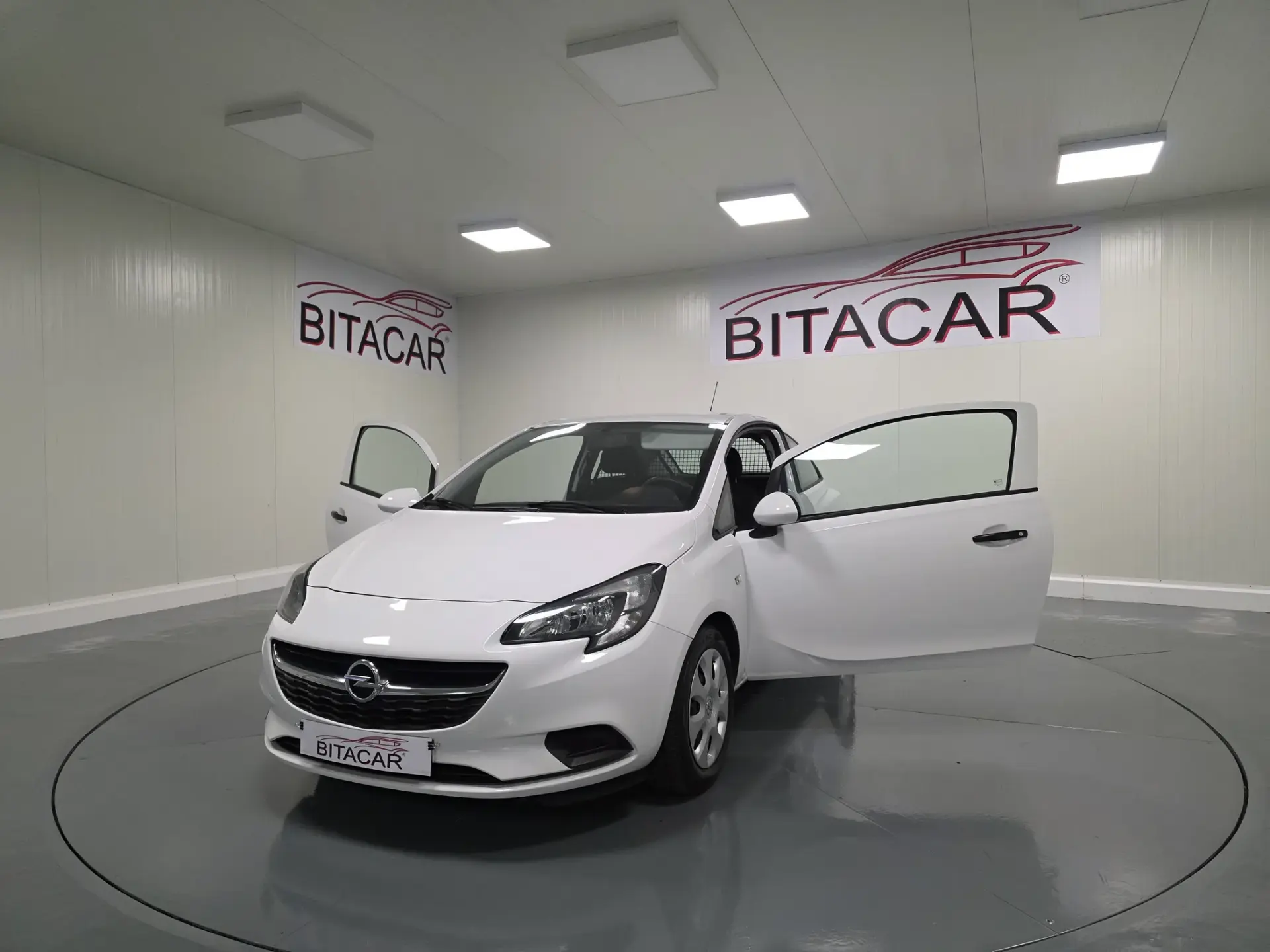 Opel Corsa 1.3 CDTI VAN IVA DEDUTIVEL 3