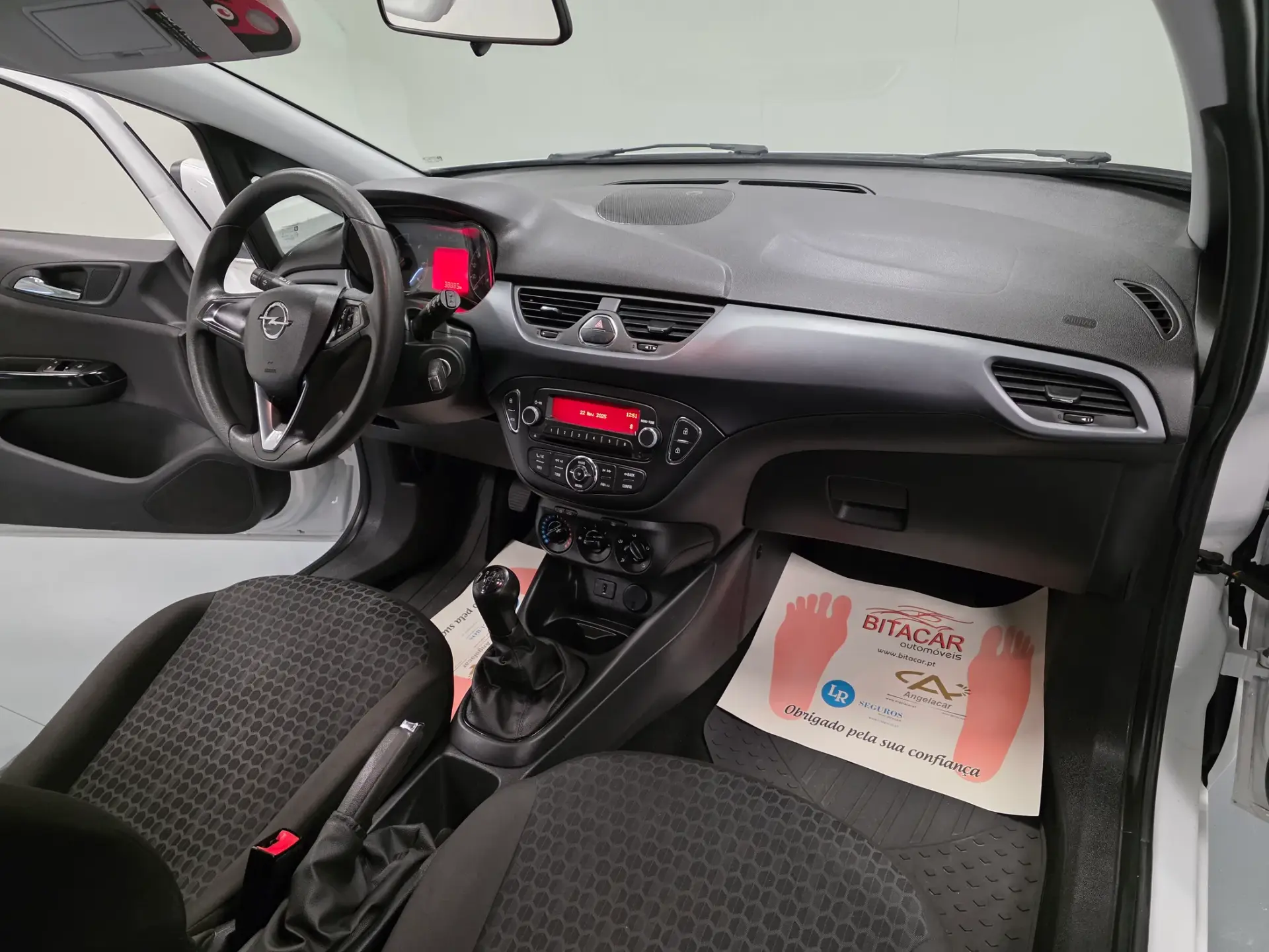 Opel Corsa 1.3 CDTI VAN IVA DEDUTIVEL 6