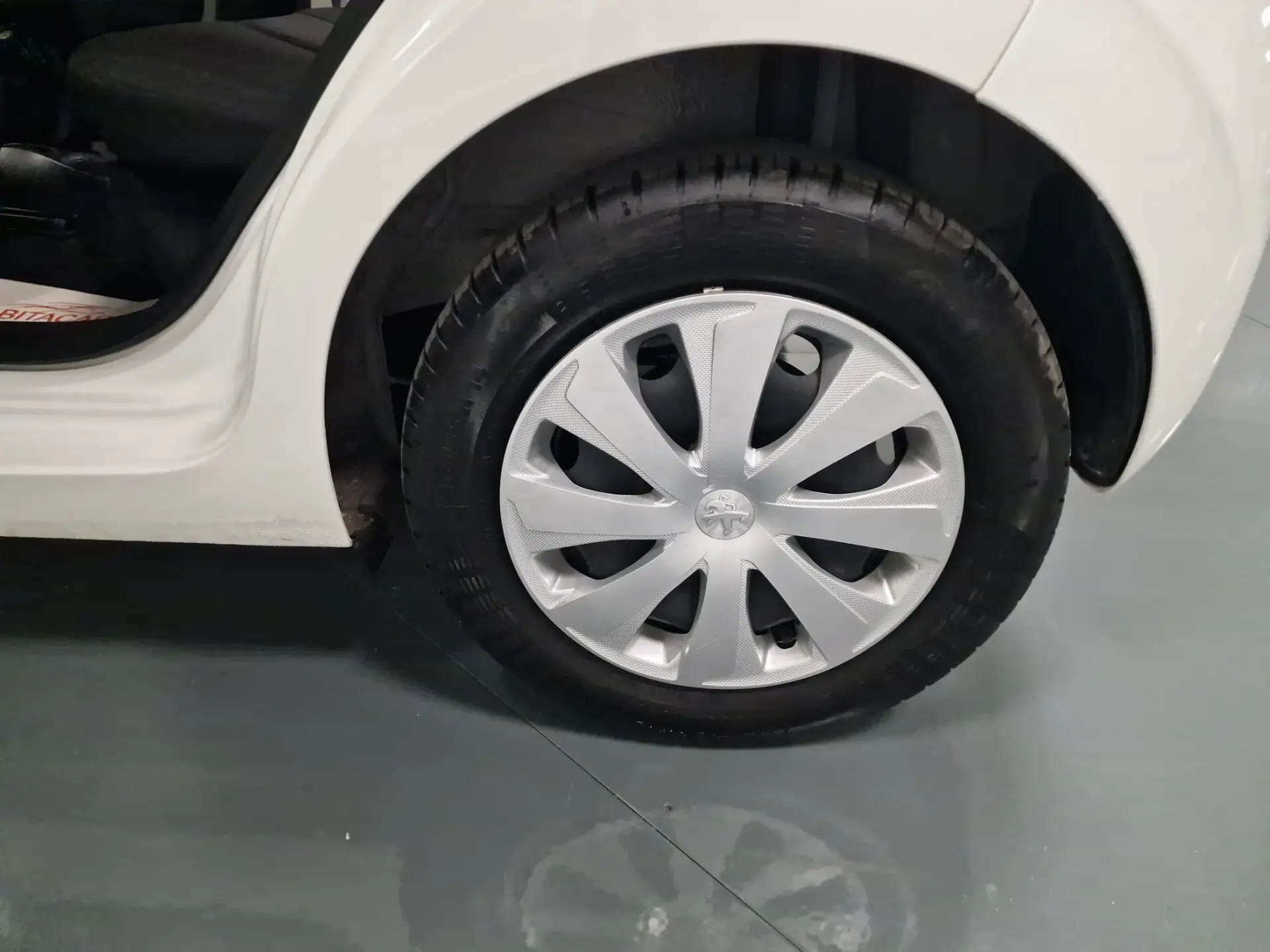 Peugeot 108 1.0 VTi Active 37