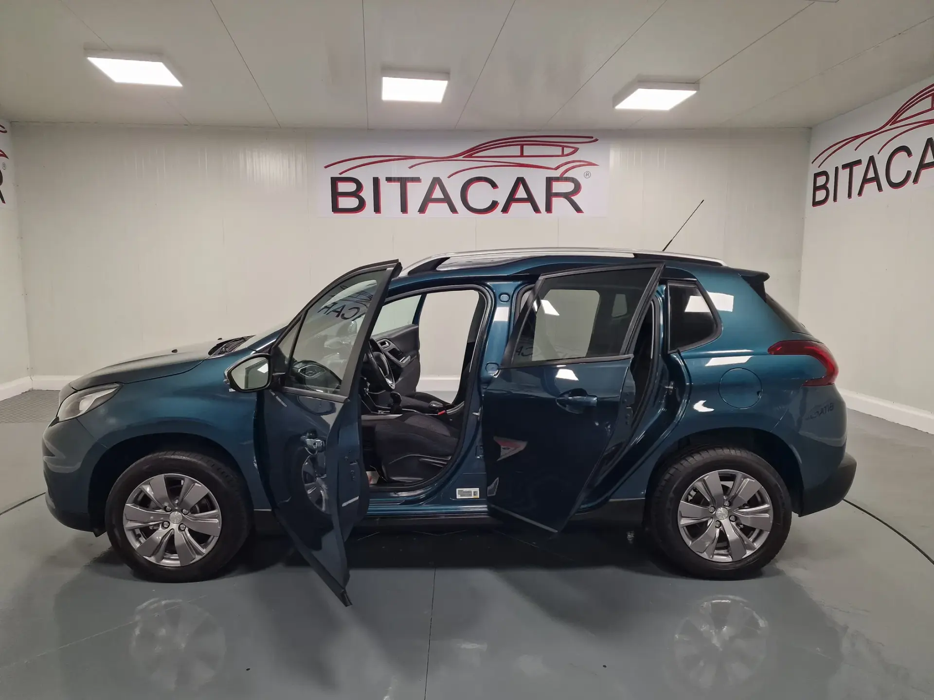 Peugeot 2008 1.2 PureTech Style 31
