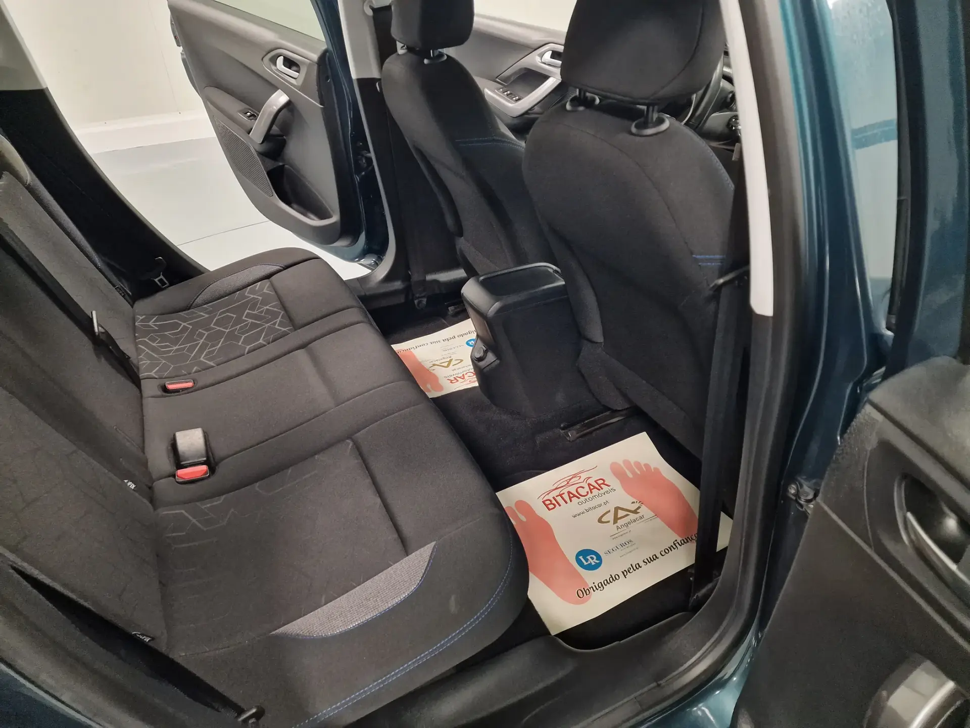 Peugeot 2008 1.2 PureTech Style 48