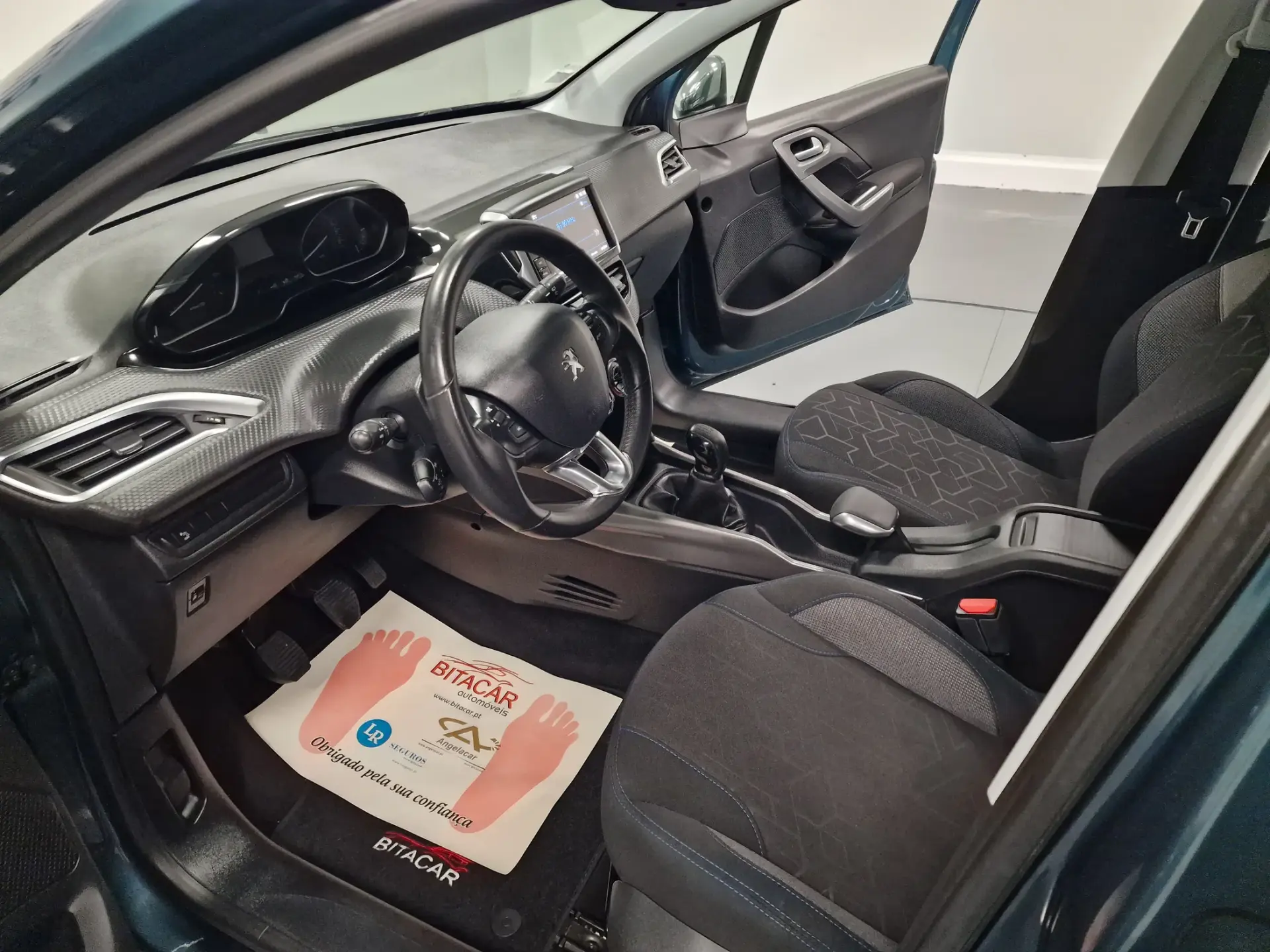 Peugeot 2008 1.2 PureTech Style 64