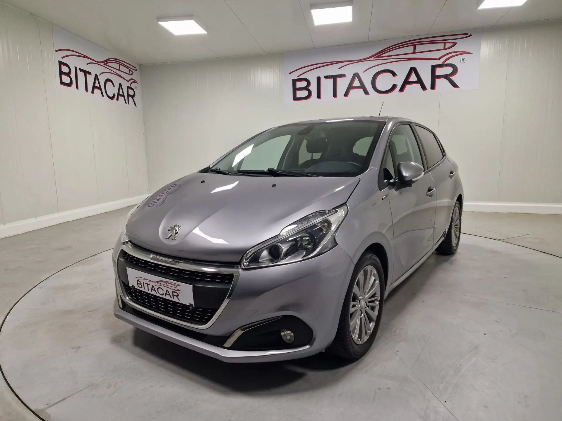 Peugeot 208 1.5 BLUEHDI 102CV SIGNATURE GPS CAM. TRASEIRA 10