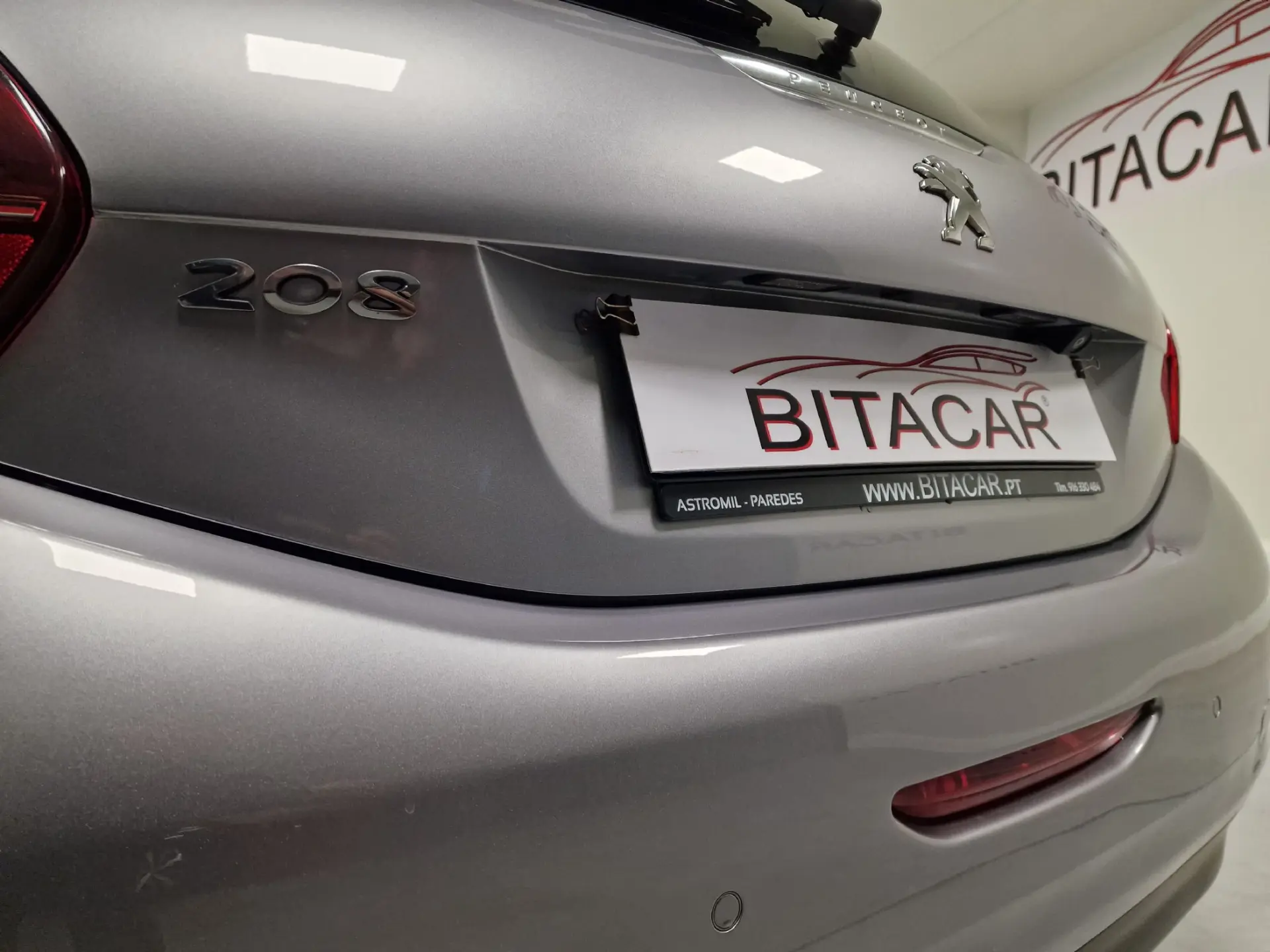 Peugeot 208 1.5 BLUEHDI 102CV SIGNATURE GPS CAM. TRASEIRA 19