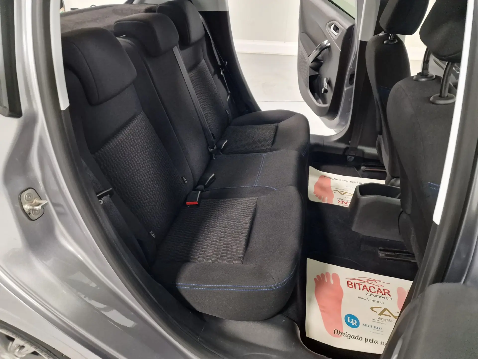 Peugeot 208 1.5 BLUEHDI 102CV SIGNATURE GPS CAM. TRASEIRA 47