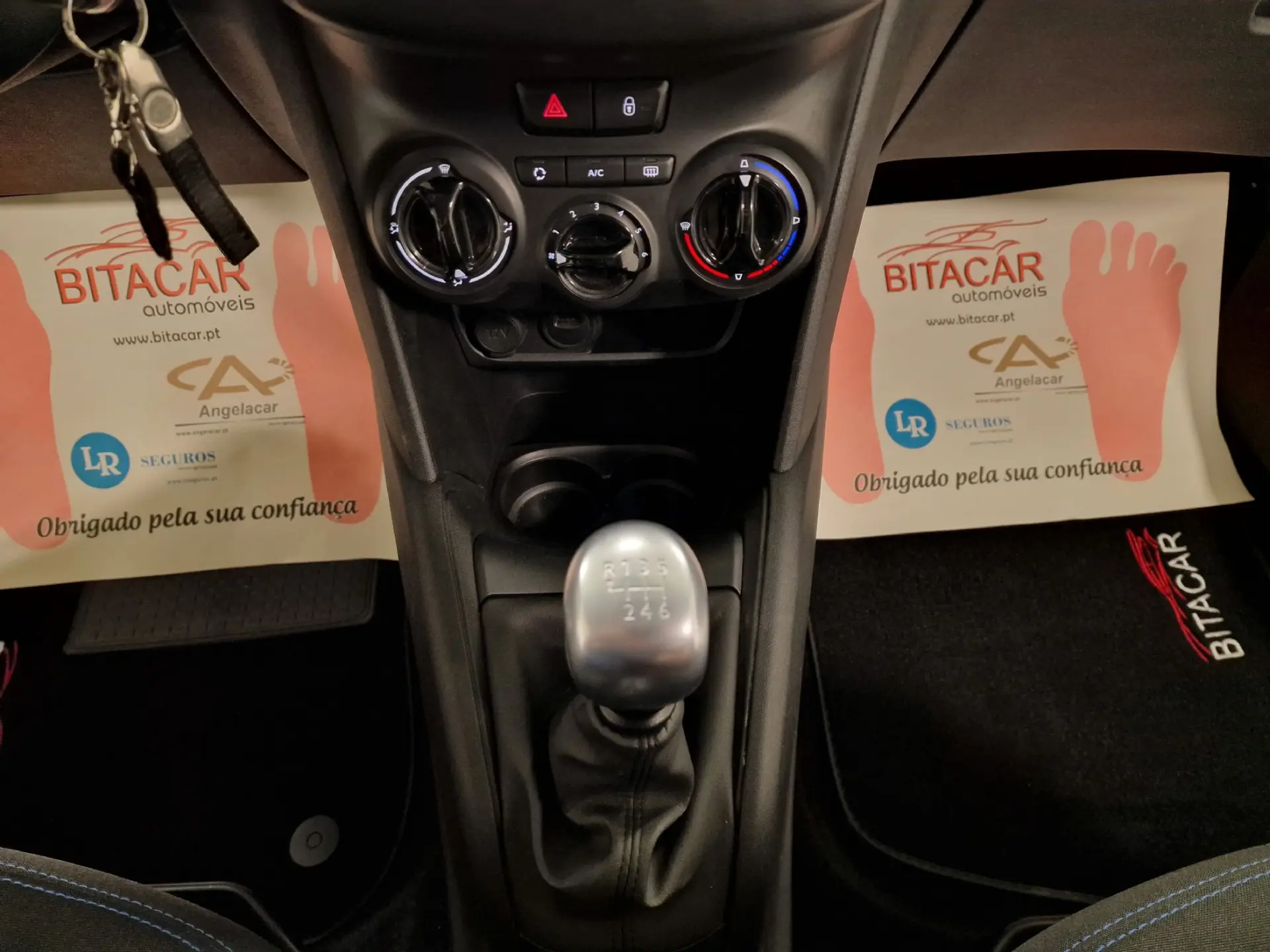 Peugeot 208 1.5 BLUEHDI 102CV SIGNATURE GPS CAM. TRASEIRA 83