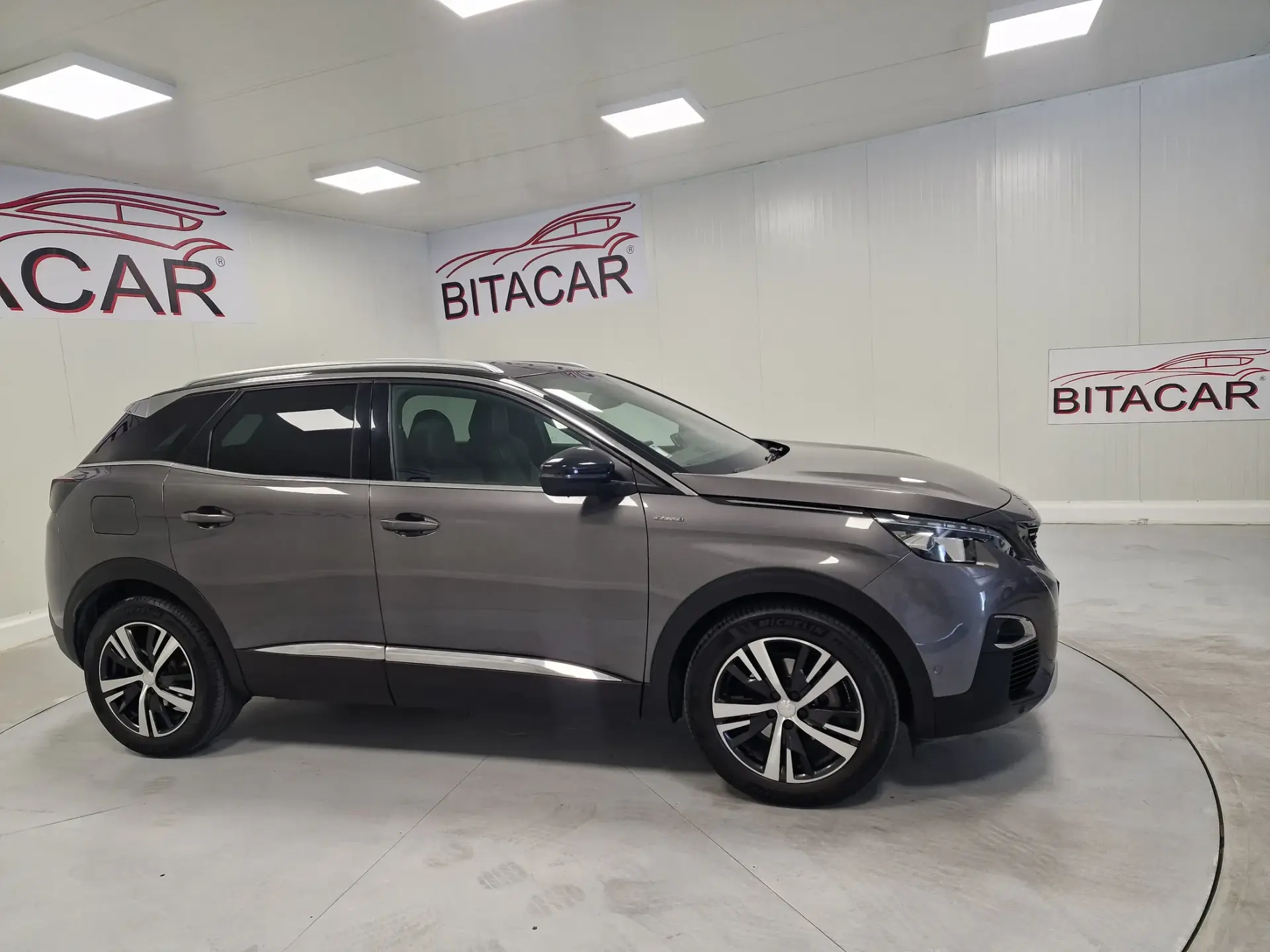 Peugeot 3008 1.5 BlueHDi GT Line J19 3