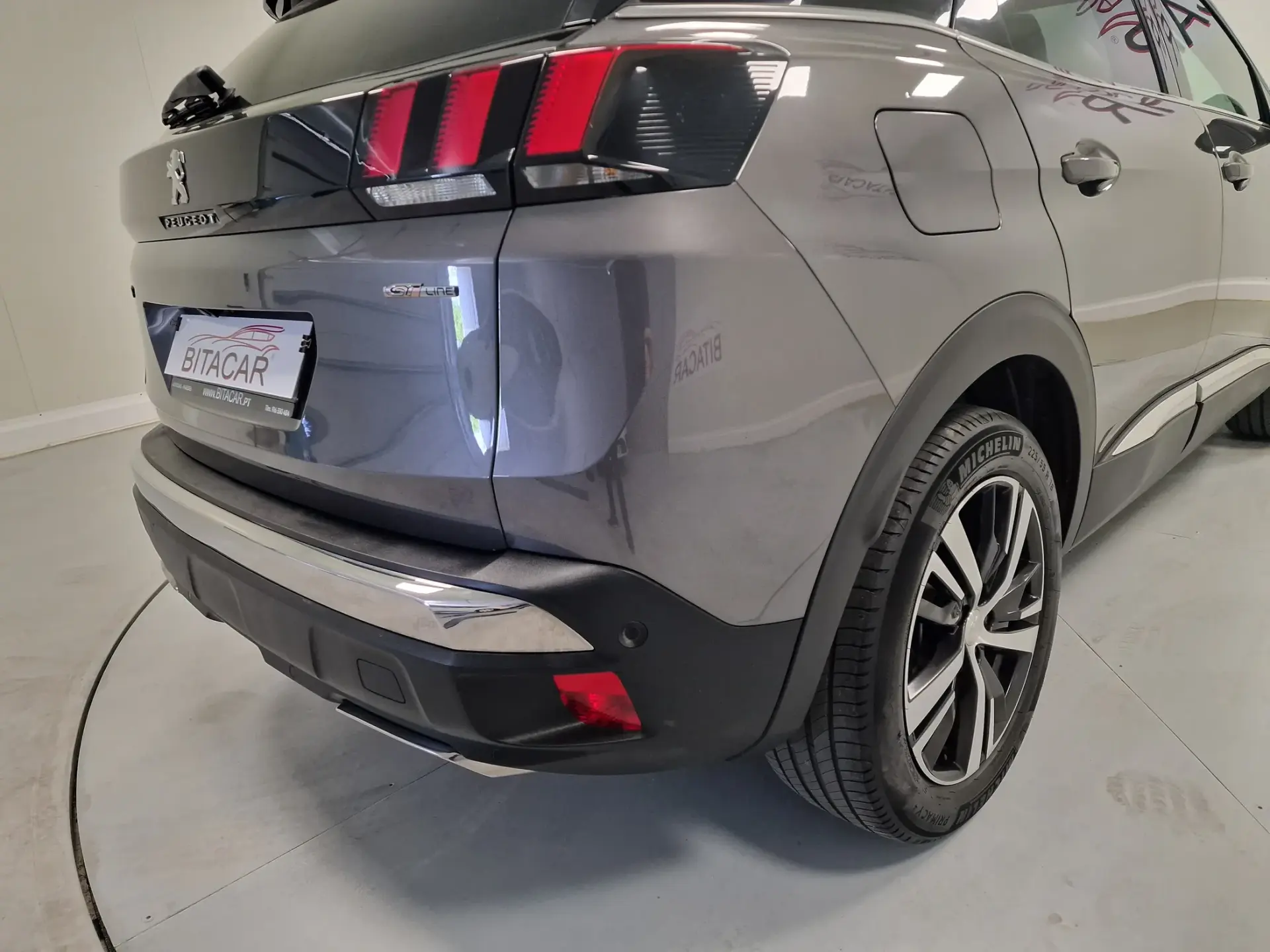 Peugeot 3008 1.5 BlueHDi GT Line J19 20