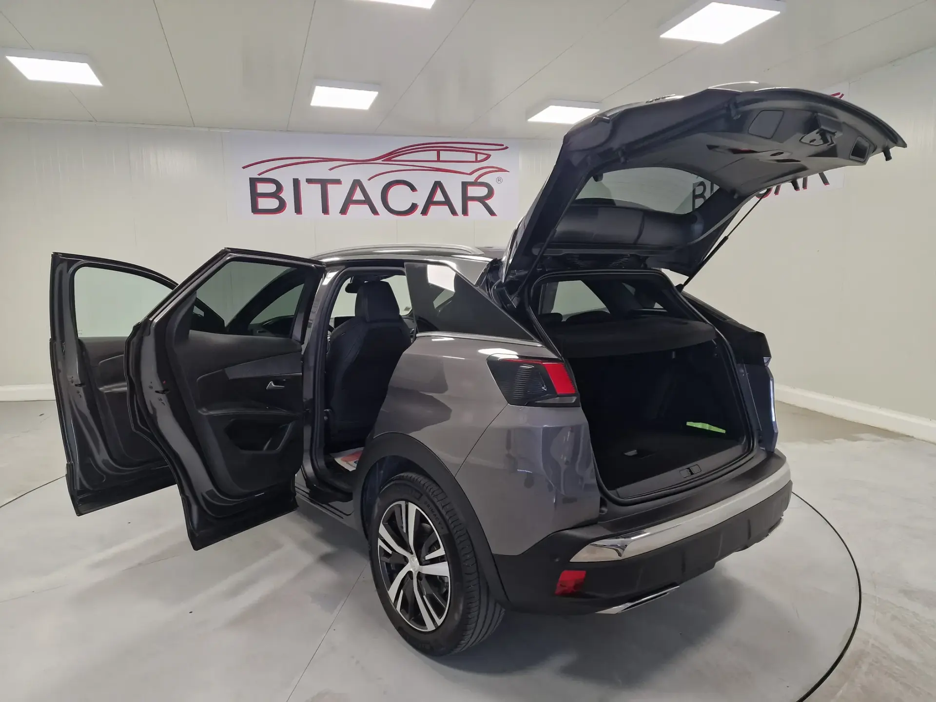 Peugeot 3008 1.5 BlueHDi GT Line J19 31