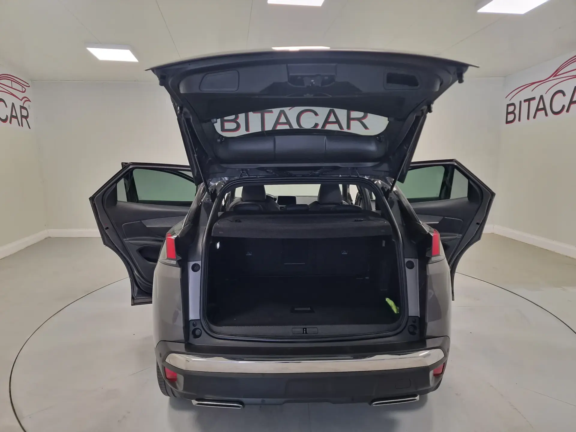 Peugeot 3008 1.5 BlueHDi GT Line J19 38