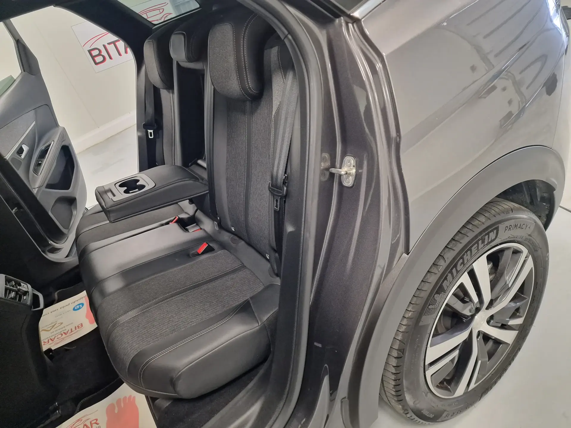 Peugeot 3008 1.5 BlueHDi GT Line J19 44