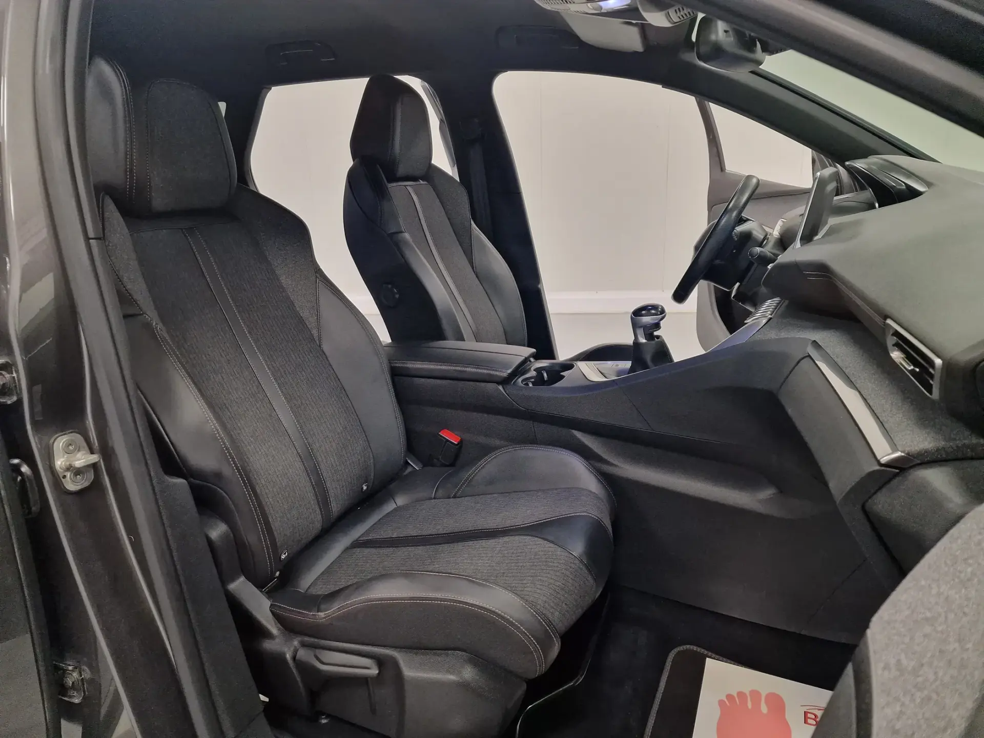 Peugeot 3008 1.5 BlueHDi GT Line J19 55