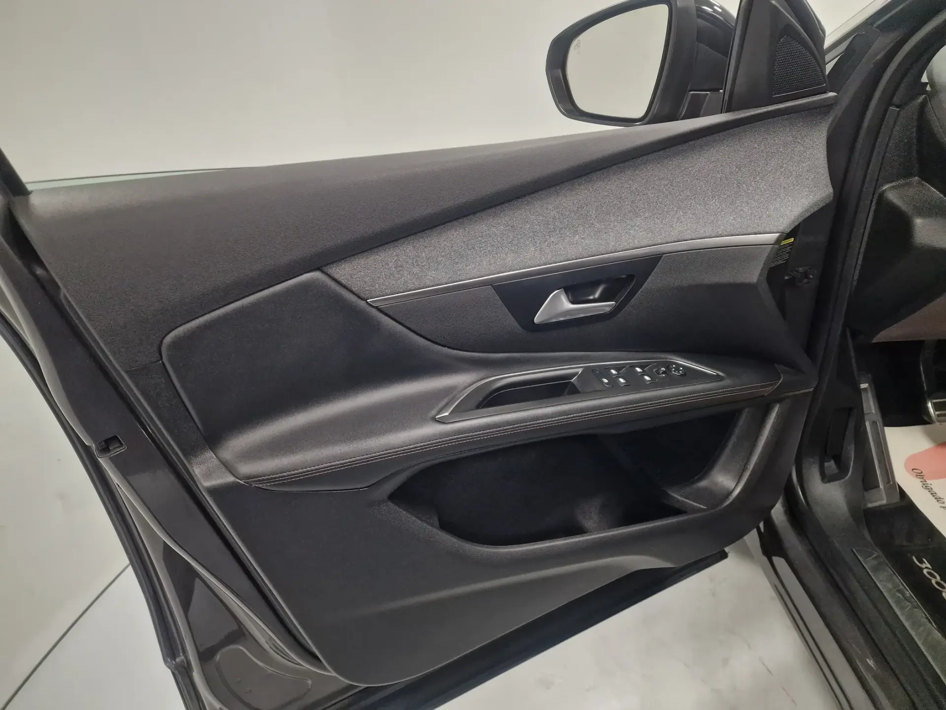 Peugeot 3008 1.5 BlueHDi GT Line J19 64