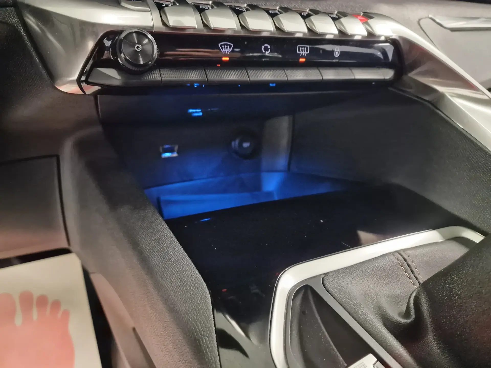 Peugeot 3008 1.5 BlueHDi GT Line J19 98