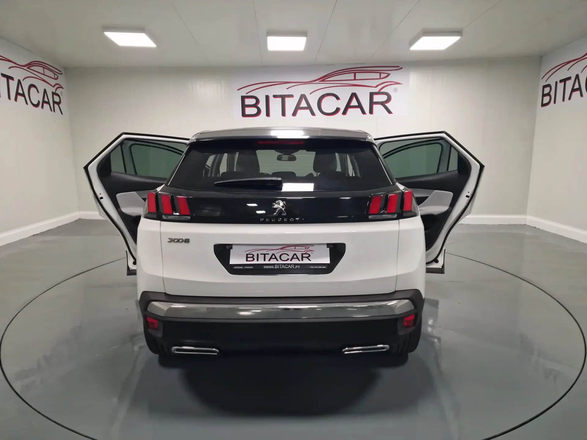 Peugeot 3008 1.5 BlueHDi Allure 14