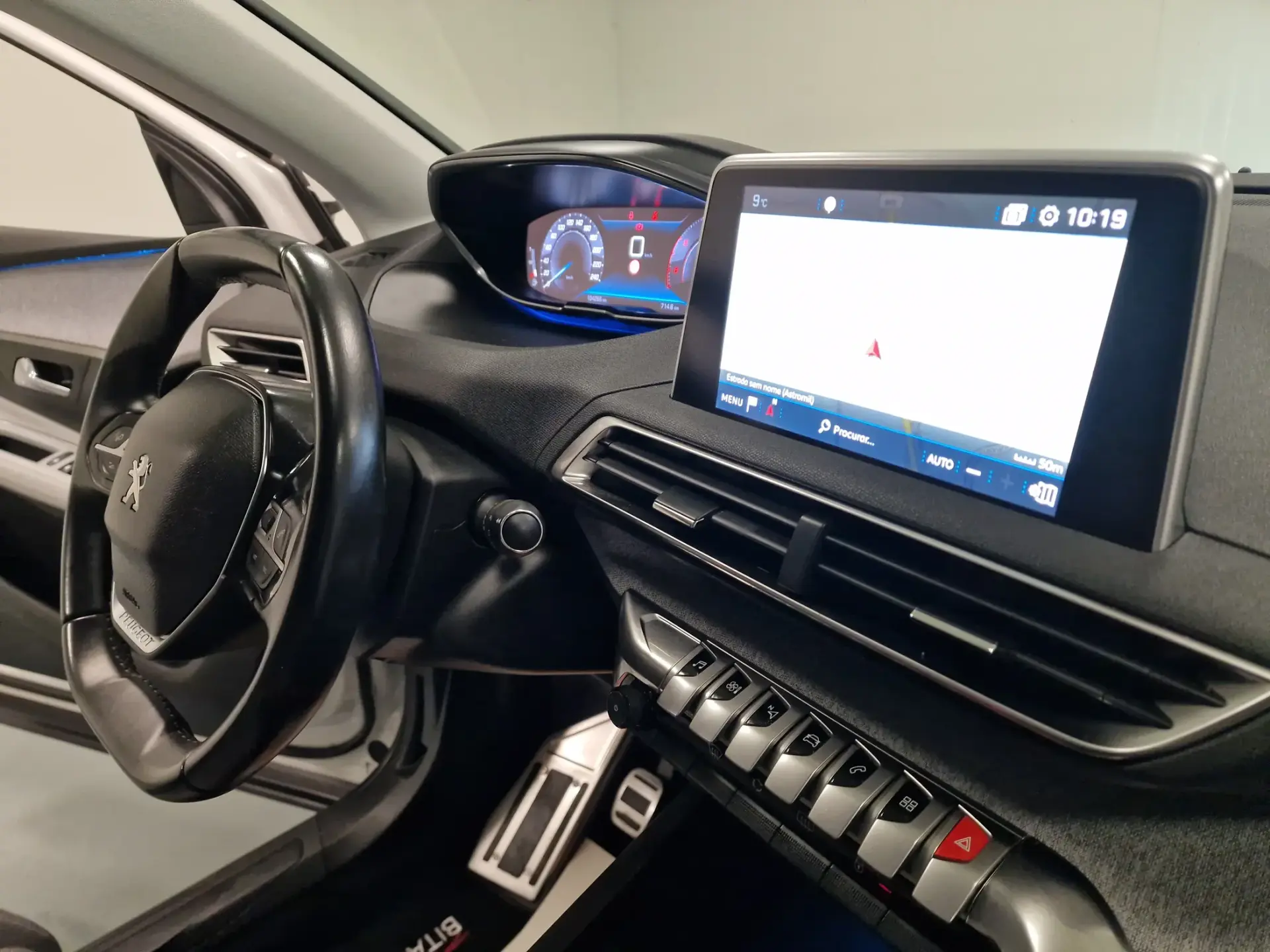 Peugeot 3008 1.5 BlueHDi Allure 18