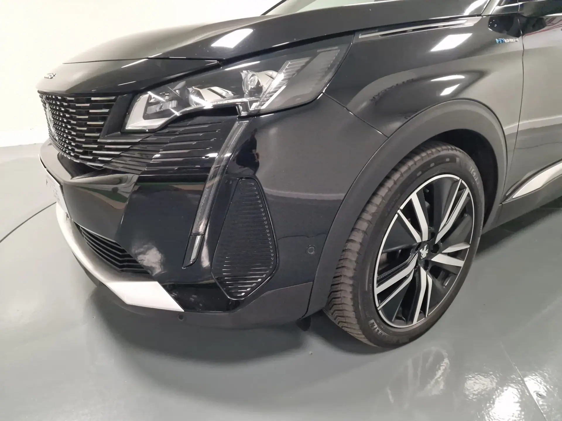 Peugeot 3008 1.6 Hybrid4 GT Line e-EAT8 13