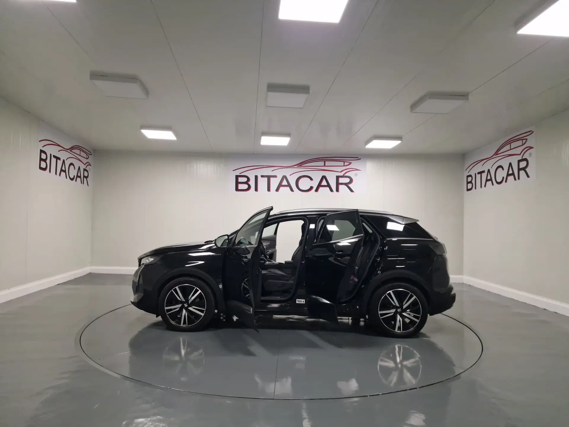 Peugeot 3008 1.6 Hybrid4 GT Line e-EAT8 39