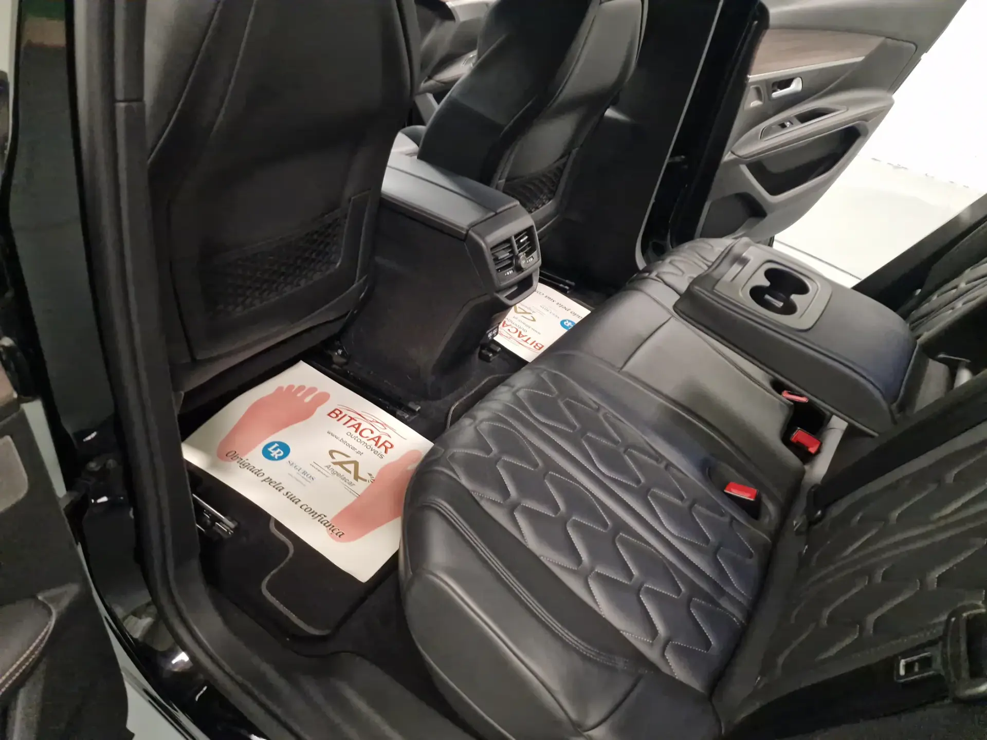 Peugeot 3008 1.6 Hybrid4 GT Line e-EAT8 61