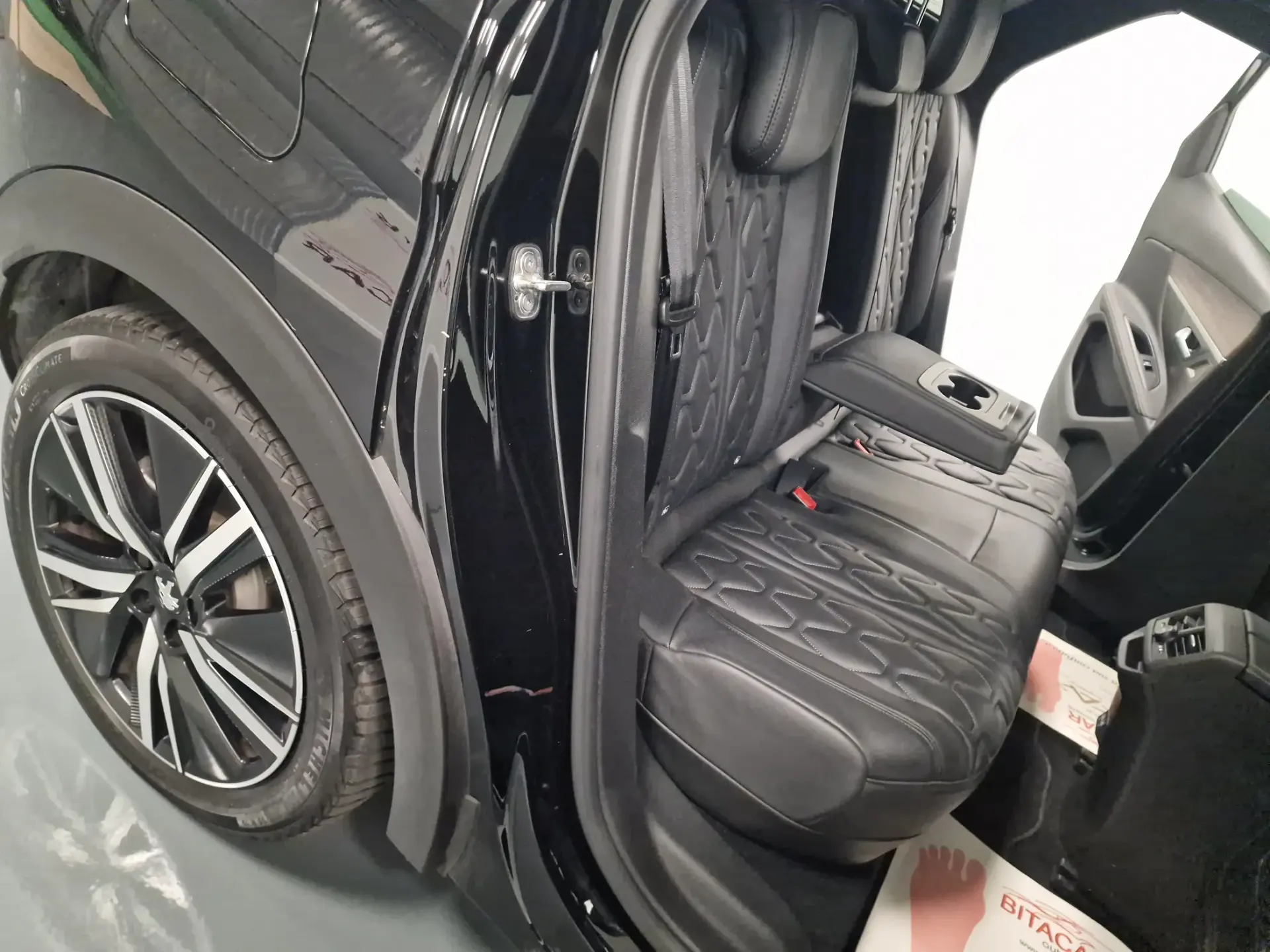 Peugeot 3008 1.6 Hybrid4 GT Line e-EAT8 65