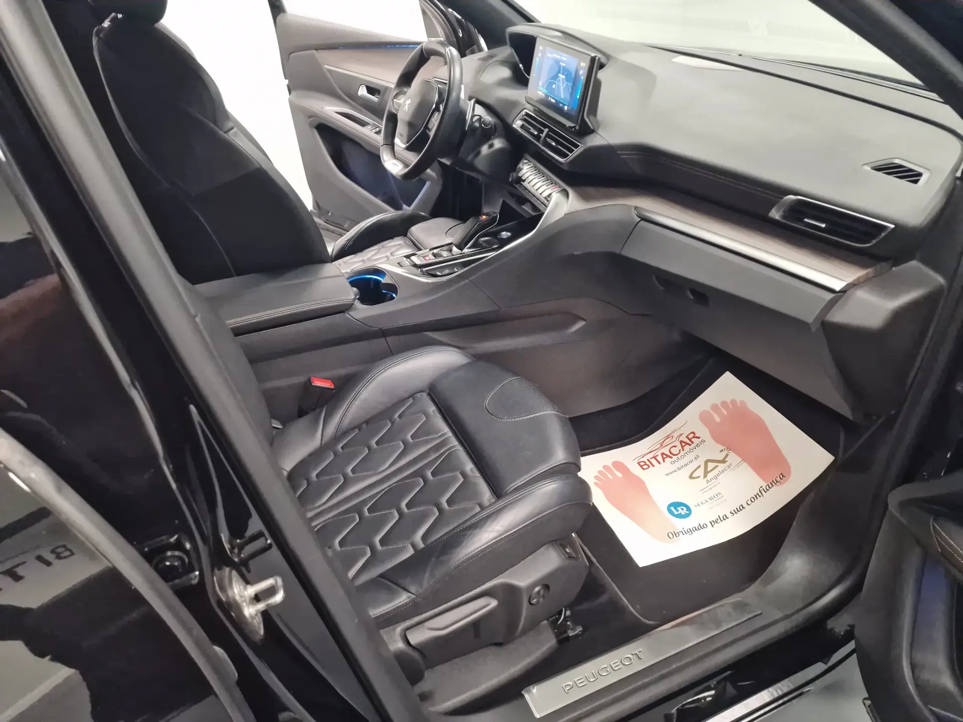 Peugeot 3008 1.6 Hybrid4 GT Line e-EAT8 70