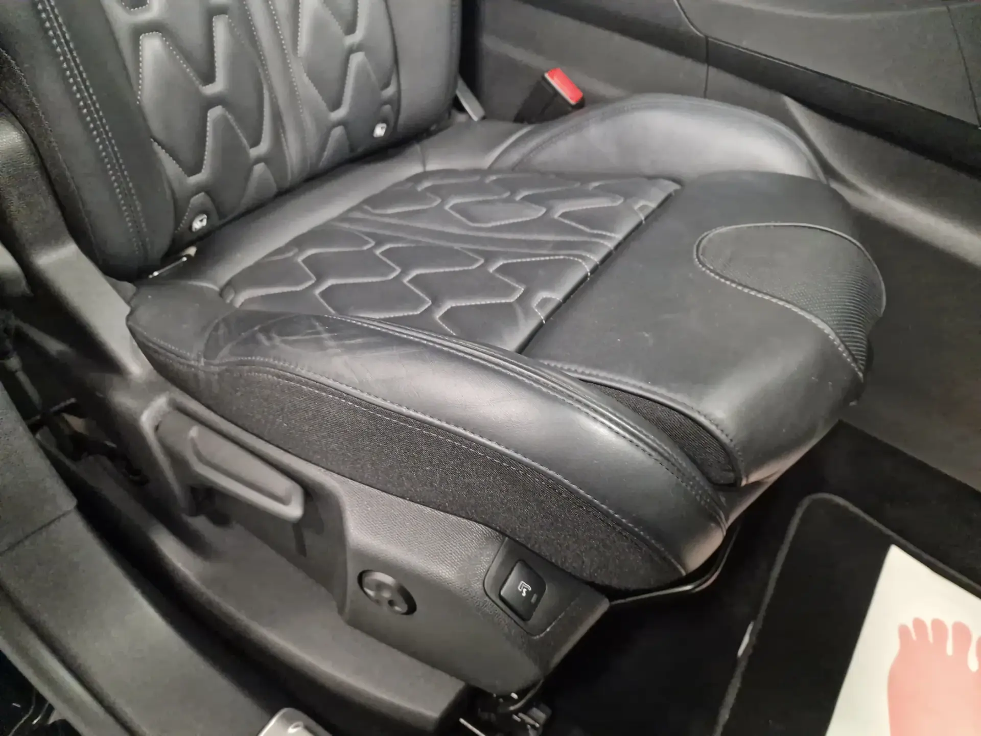 Peugeot 3008 1.6 Hybrid4 GT Line e-EAT8 72