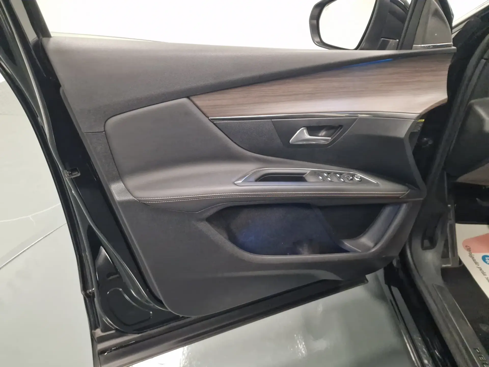 Peugeot 3008 1.6 Hybrid4 GT Line e-EAT8 75