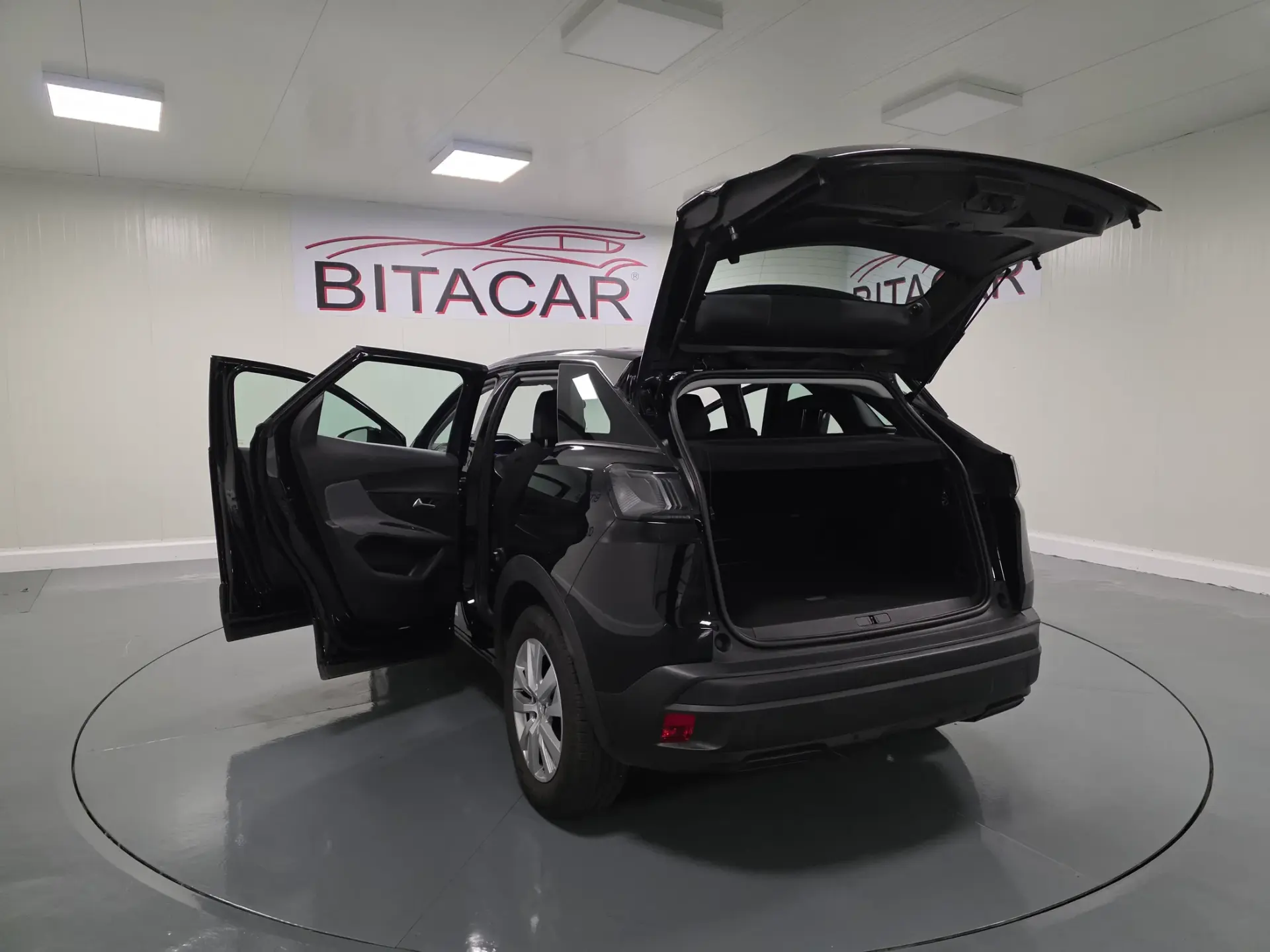 Peugeot 3008 1.5 BlueHDi Style 2