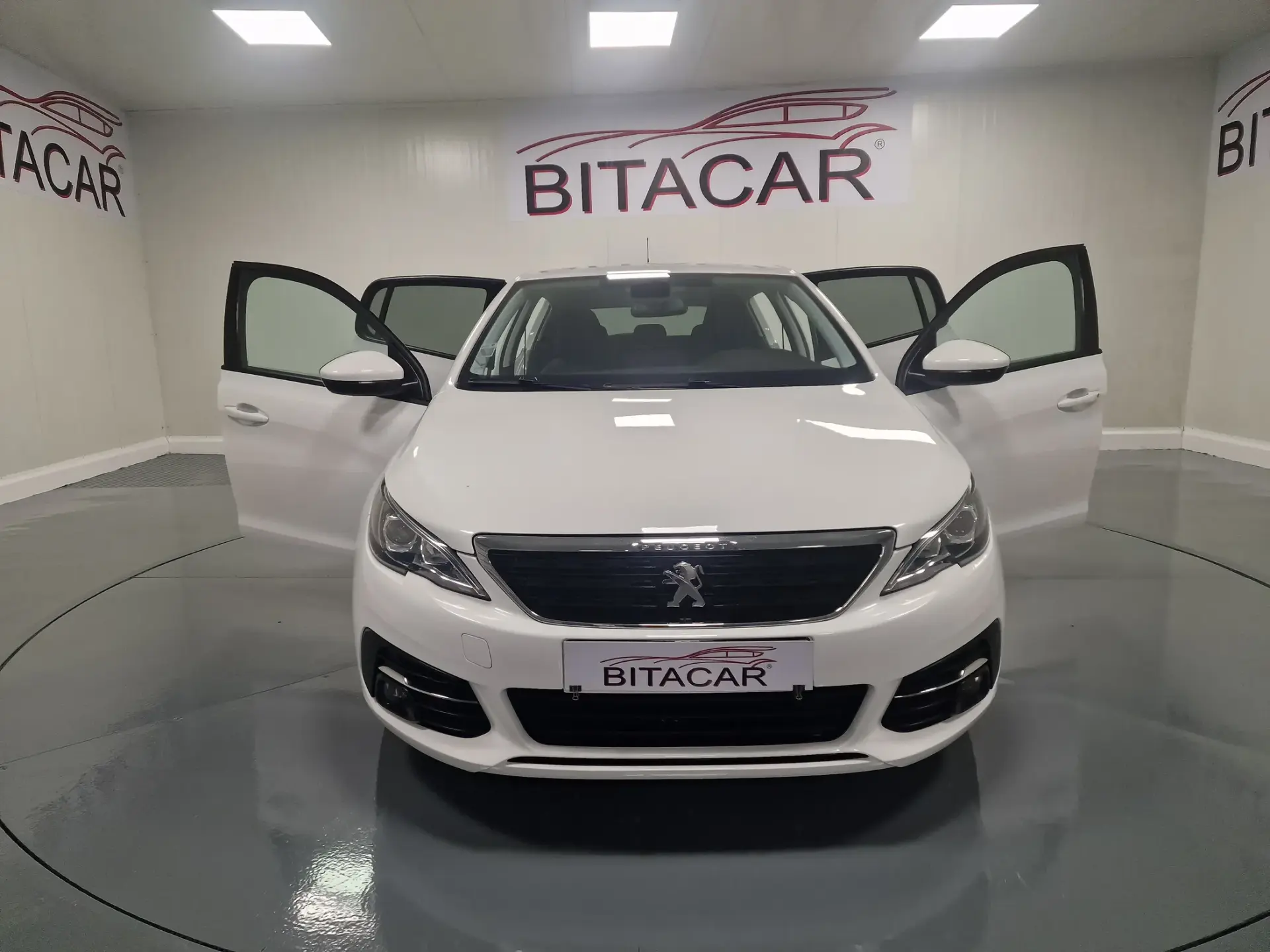 Peugeot 308 1.5 BlueHDi Style 2