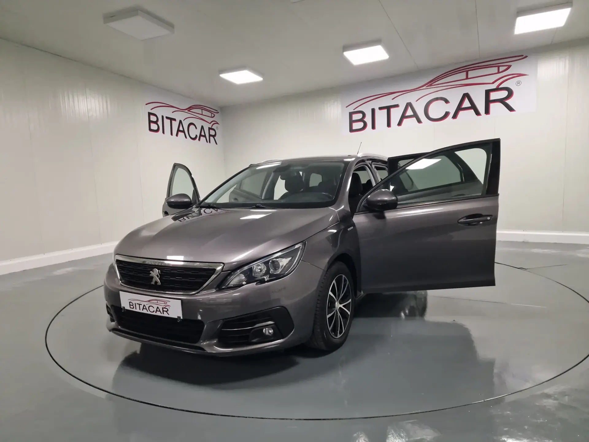 Peugeot 308 SW 1.5 BlueHDi Style 21