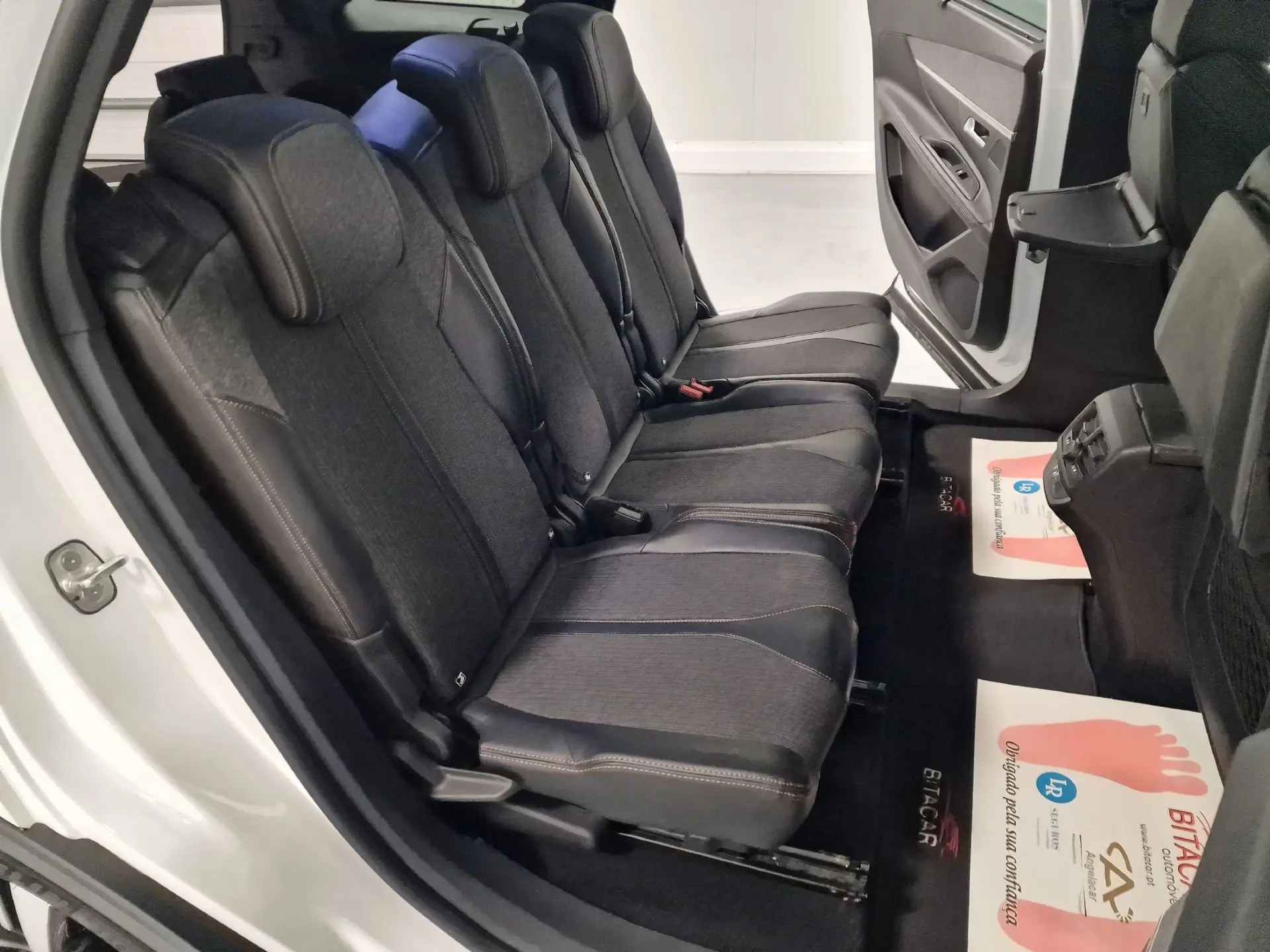 Peugeot 5008 1.66 BLUEHDI 120CV GTLINE TETO DE ABRIR 62