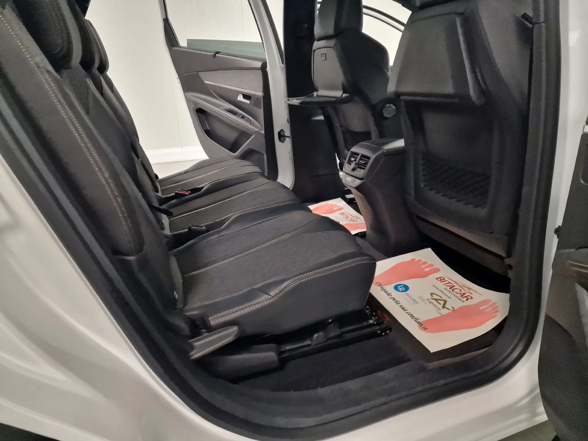 Peugeot 5008 1.66 BLUEHDI 120CV GTLINE TETO DE ABRIR 63