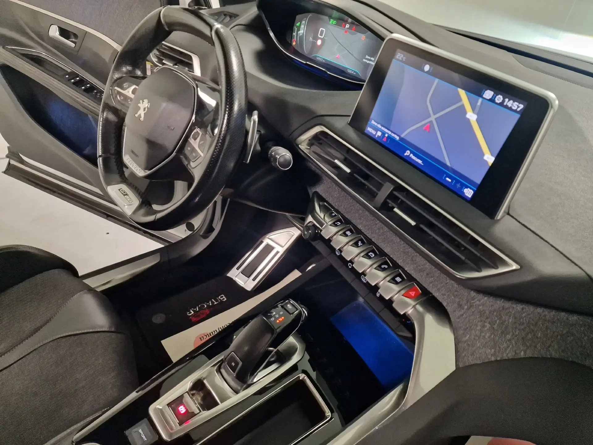 Peugeot 5008 1.66 BLUEHDI 120CV GTLINE TETO DE ABRIR 75