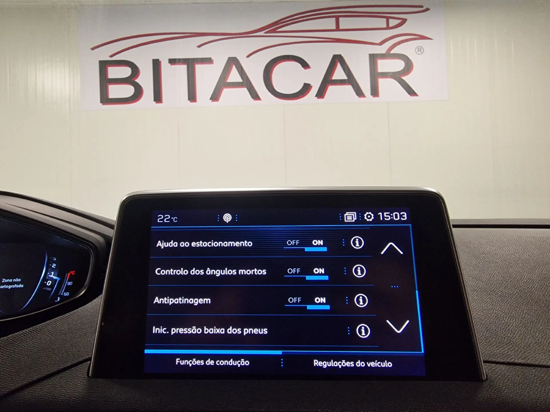 Peugeot 5008 1.66 BLUEHDI 120CV GTLINE TETO DE ABRIR 97