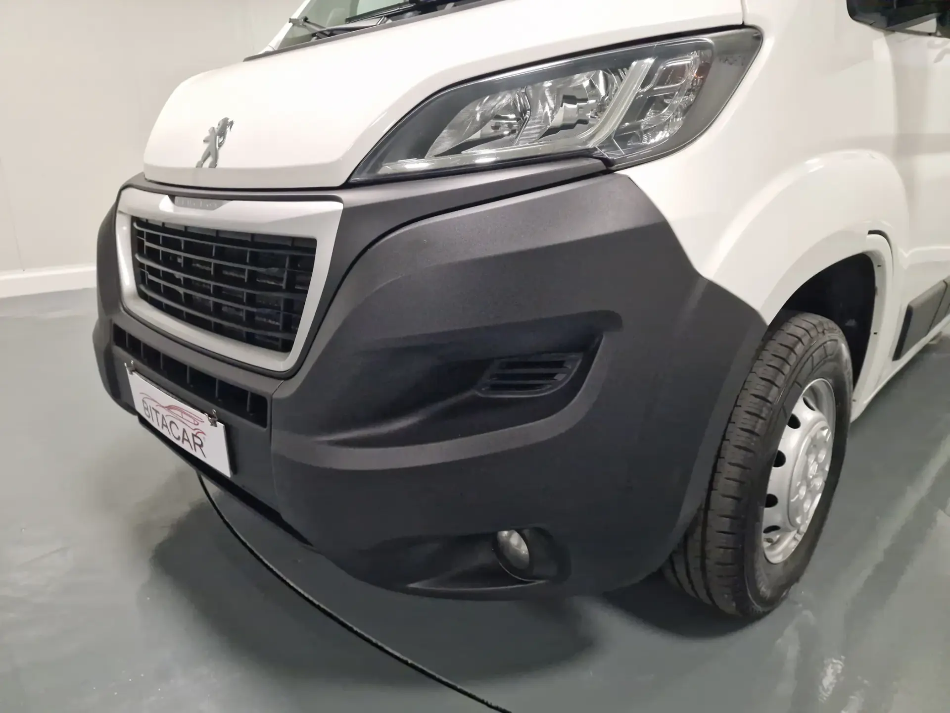 Peugeot Boxer 2.2 BlueHDi 435 L4H2 Premium 10