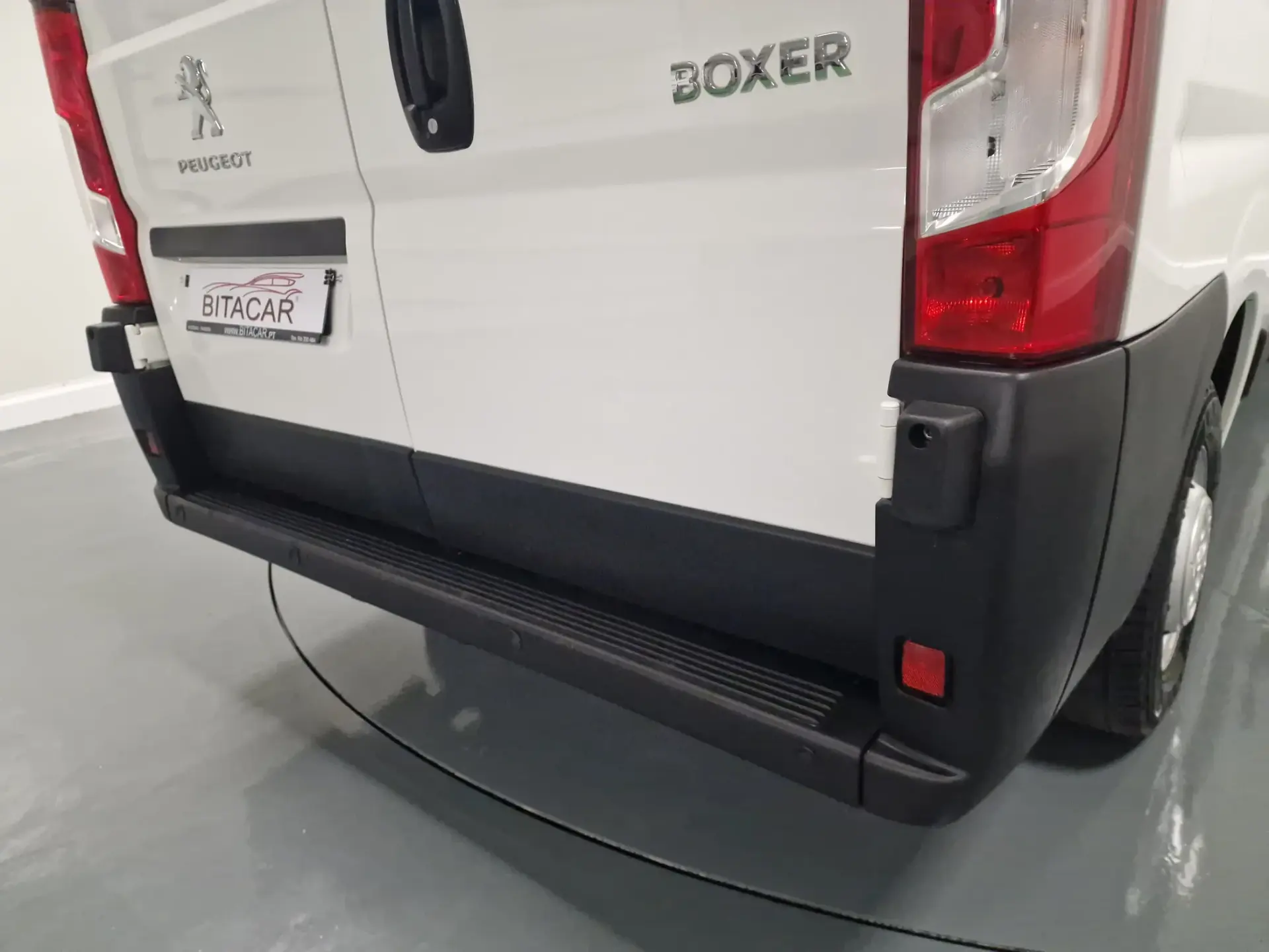 Peugeot Boxer 2.2 BlueHDi 435 L4H2 Premium 24